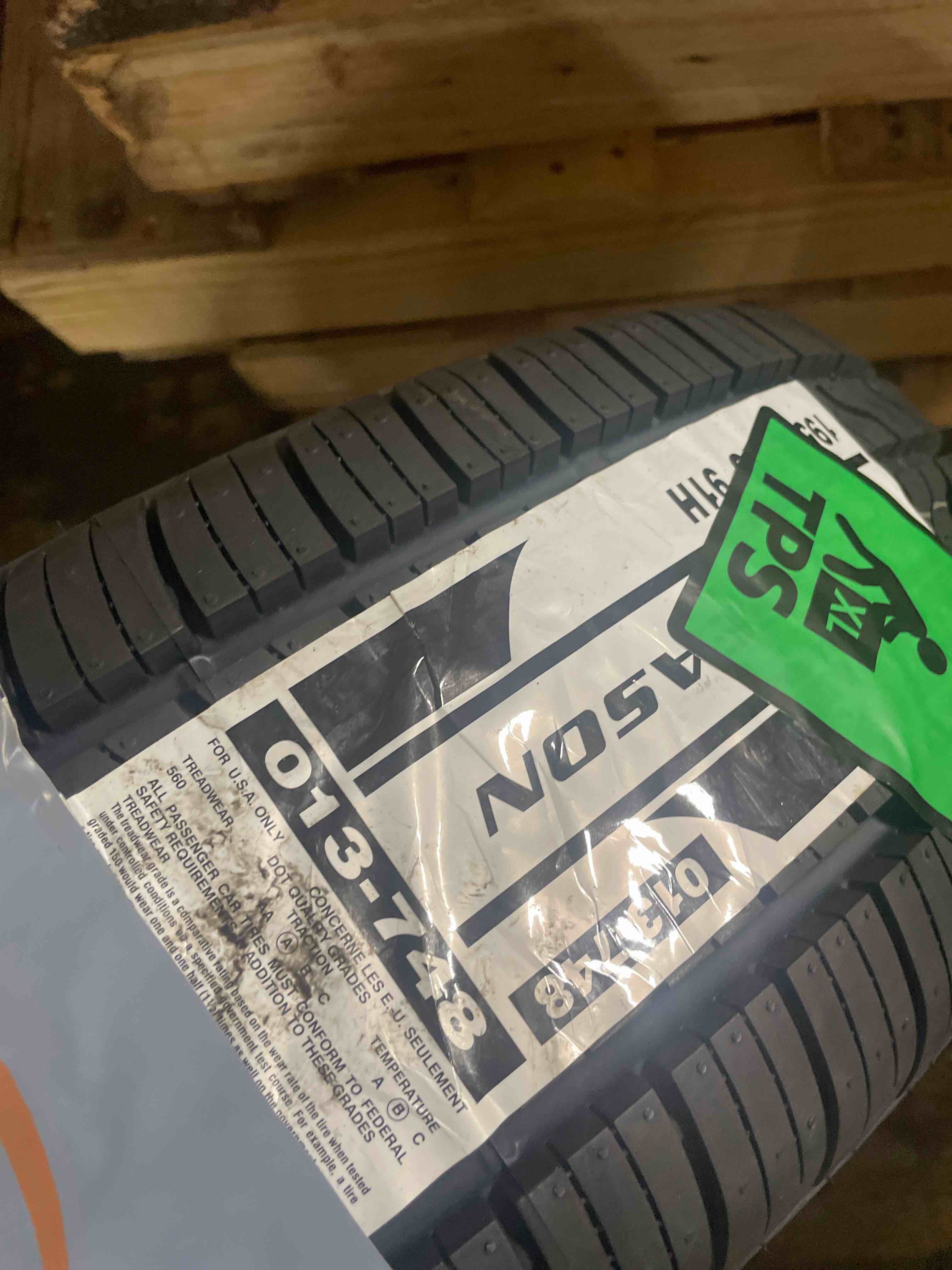 Condition photo showing New/Like New for firestone all season 195/65r15 91 h