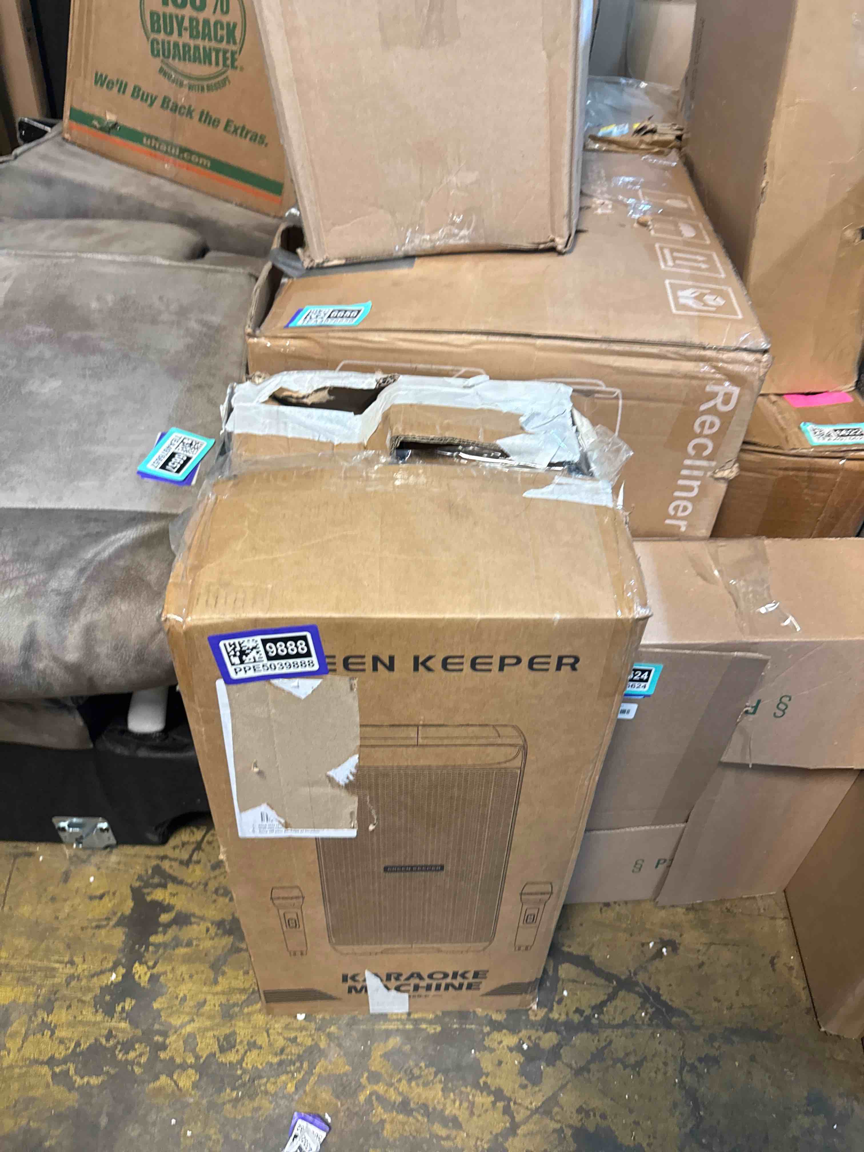 https://s3.amazonaws.com/lotting-images-prod/phillipi/TEA4976658_1783352056791.jpeg