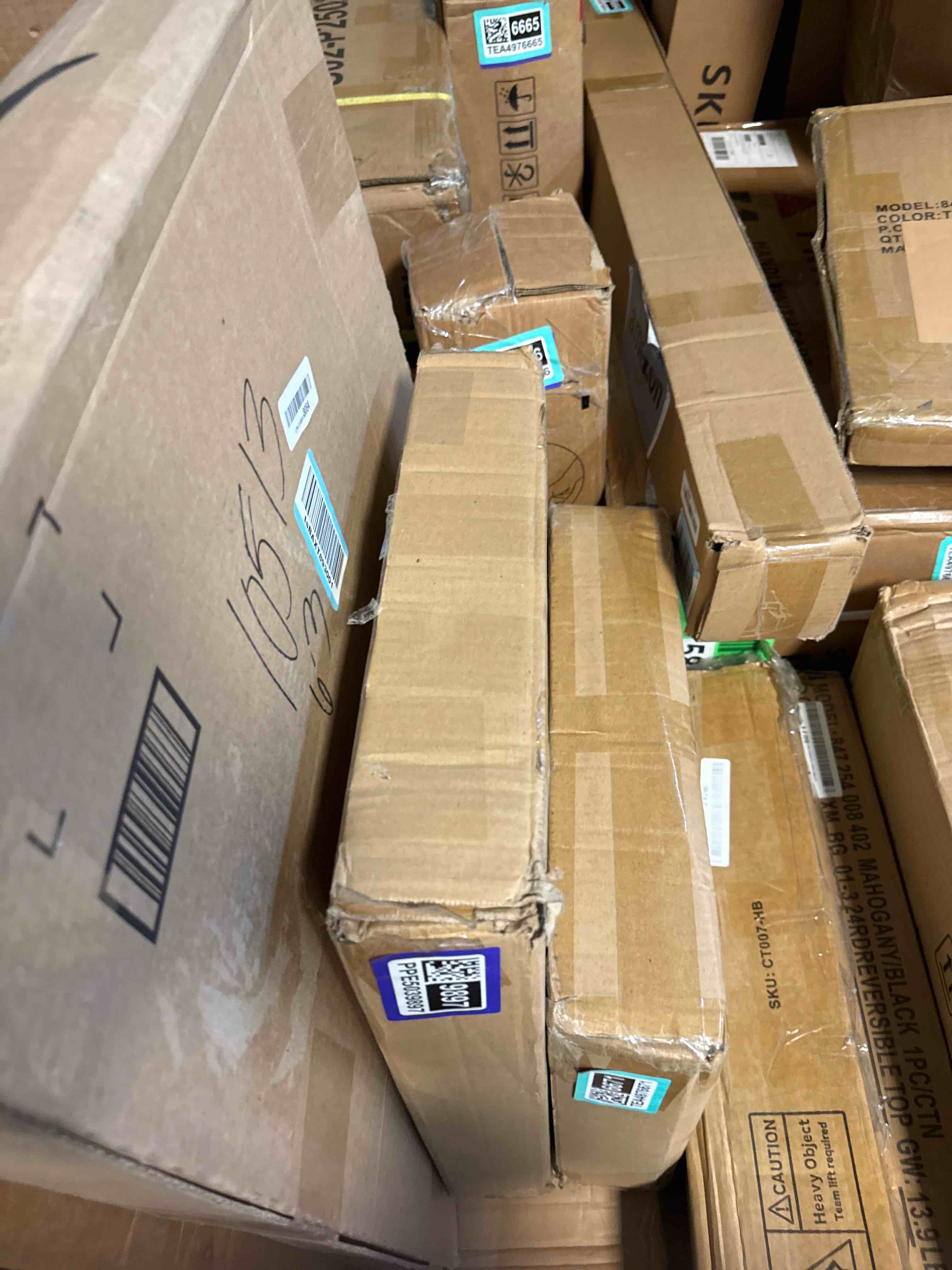 https://s3.amazonaws.com/lotting-images-prod/phillipi/TEA4976672_1783352528395.jpeg