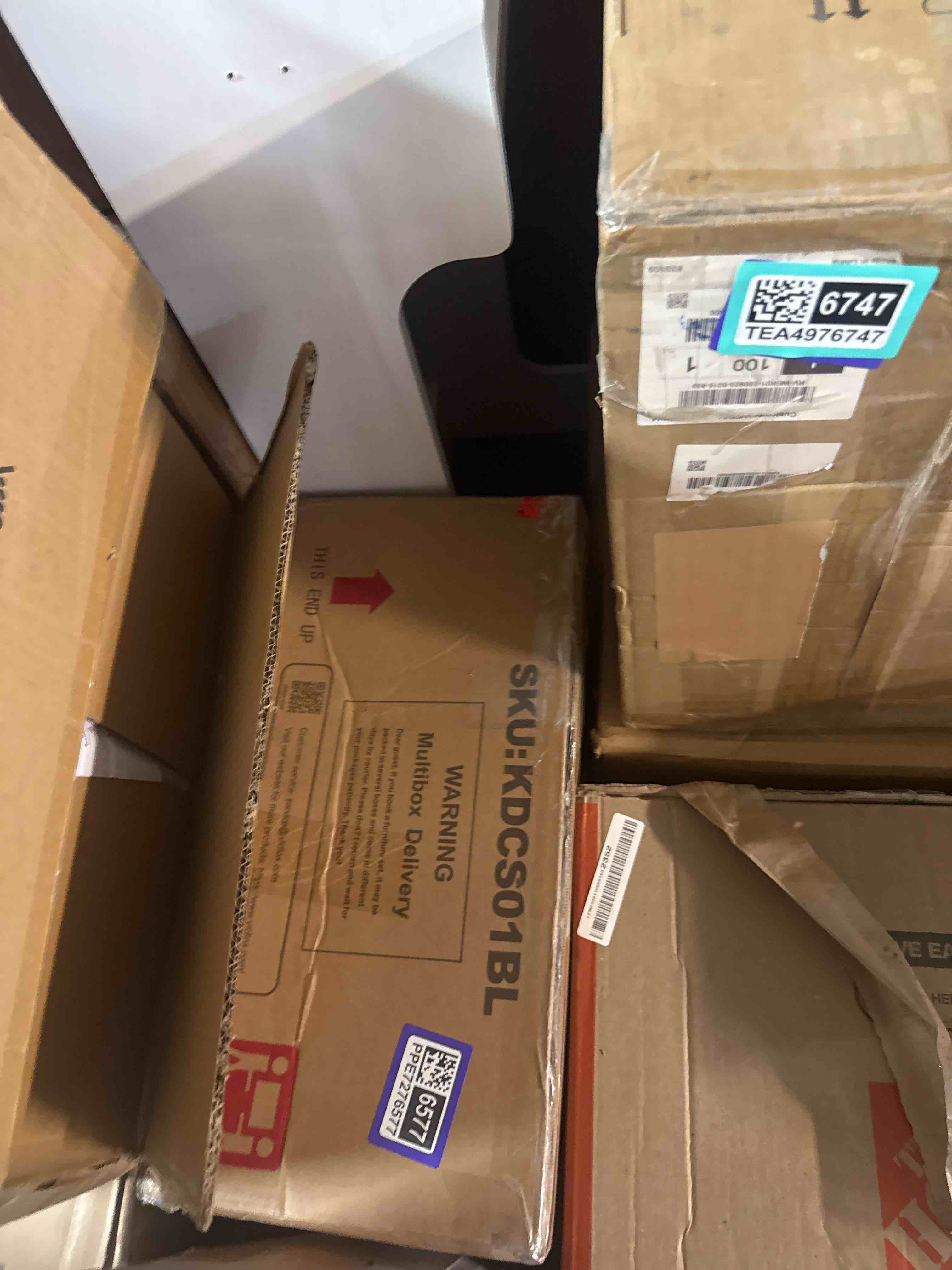https://s3.amazonaws.com/lotting-images-prod/phillipi/TEA4976748_1783360741077.jpeg