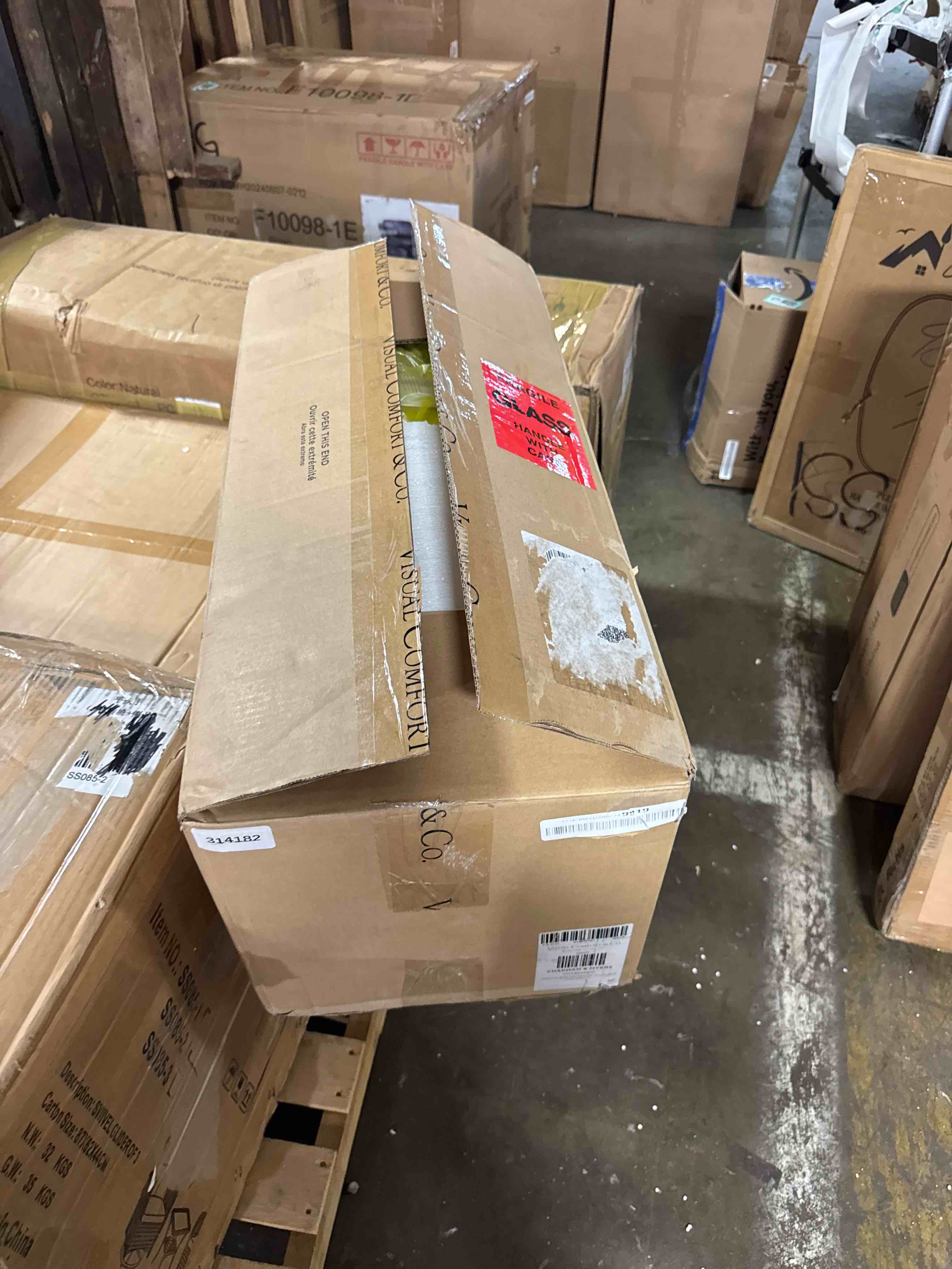 Condition photo showing New/Like New for visual comfort chapman & myers orson balustrade form table lamp( similar see the pics) (only the base of the lamp)
