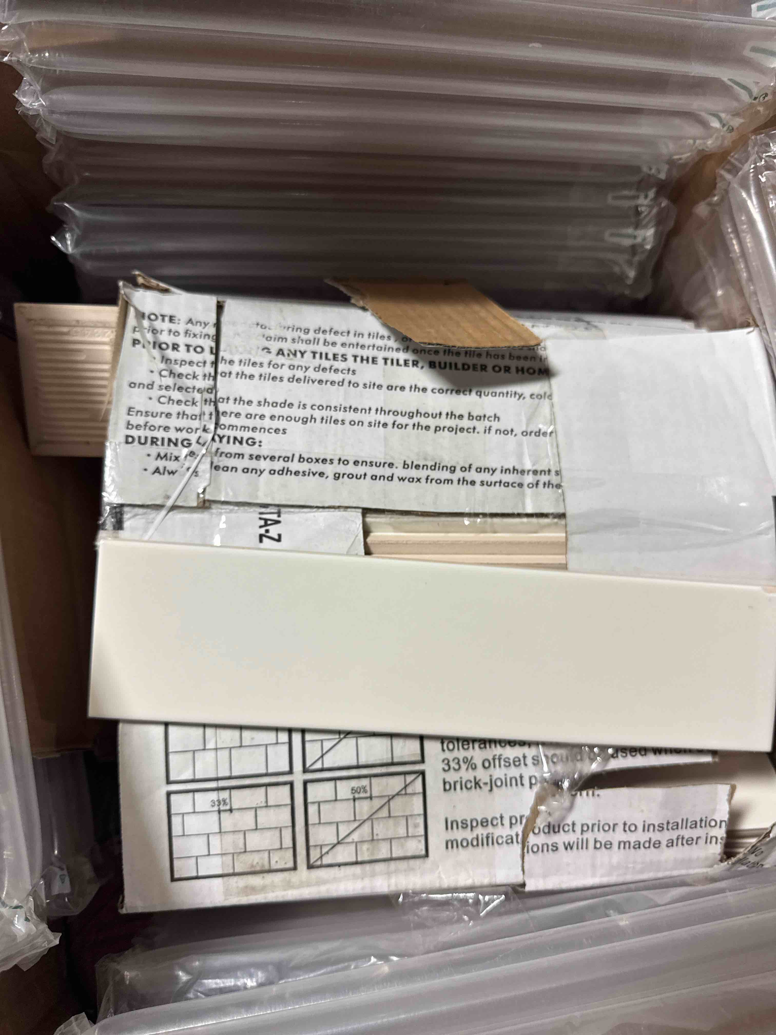 Condition photo showing New/Like New for aspect white and stick collage tile in carrara subway (sample) (see pics)