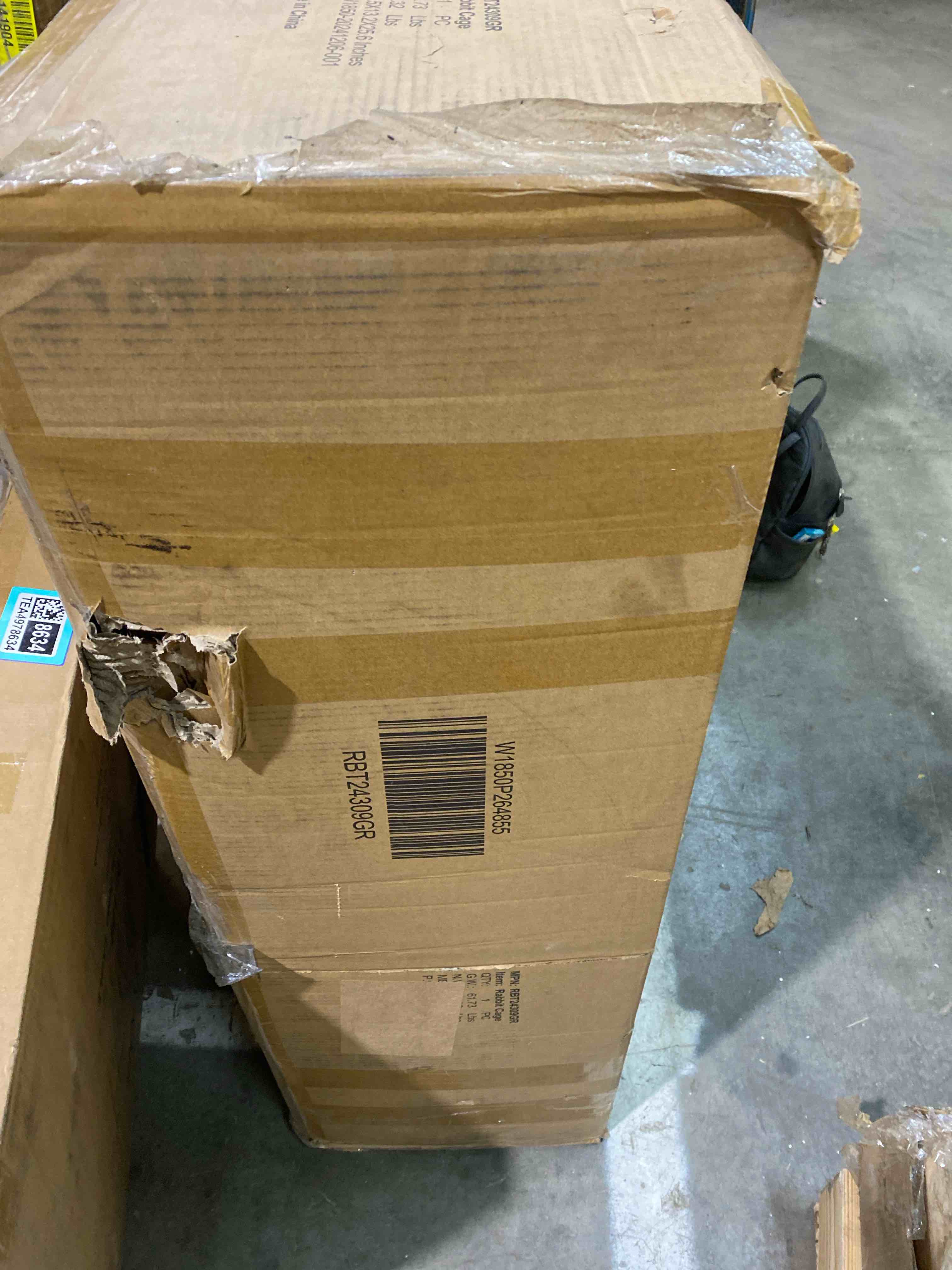 https://s3.amazonaws.com/lotting-images-prod/phillipi/TEA4978635_1779717182711.jpeg