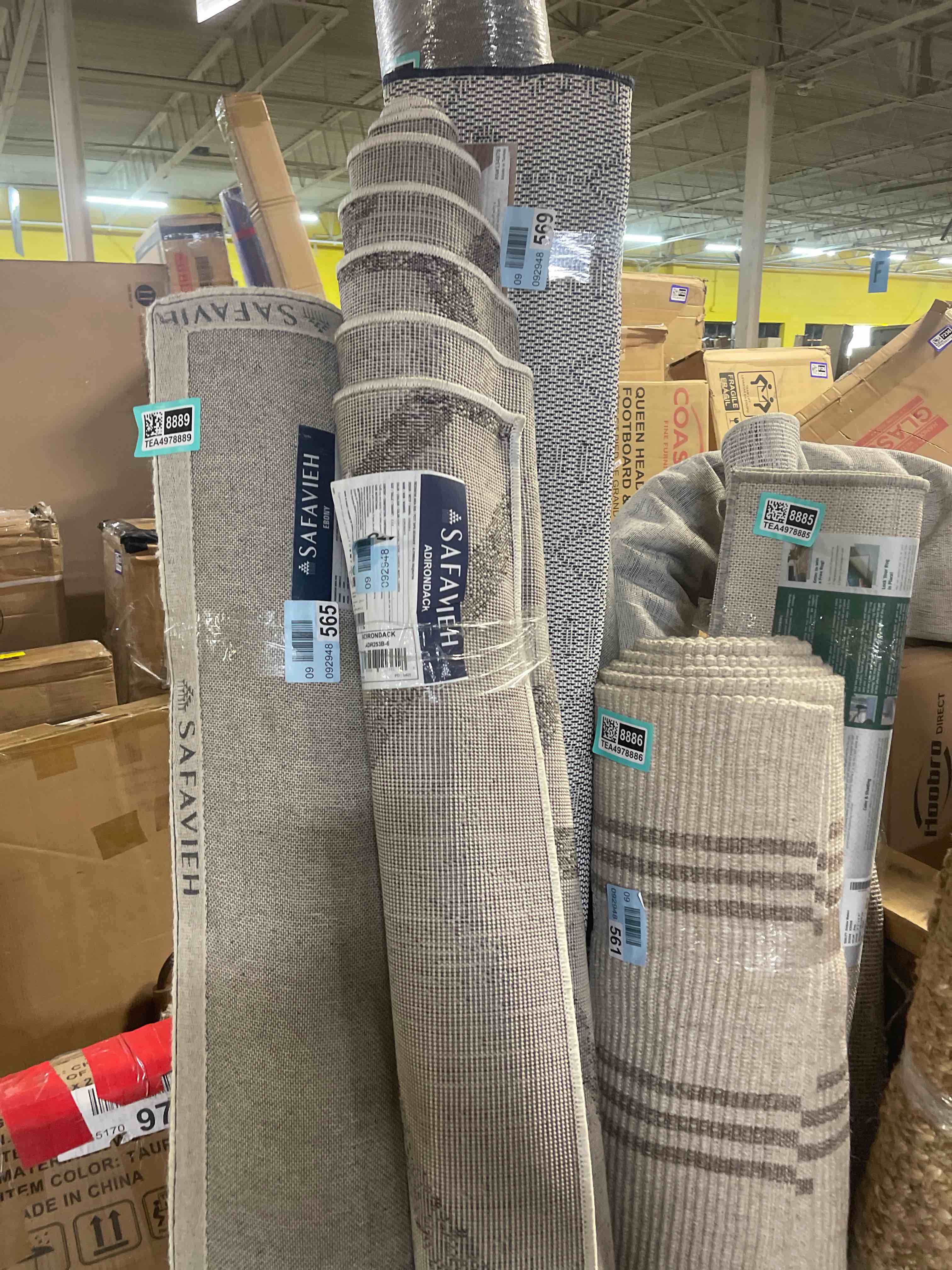 https://s3.amazonaws.com/lotting-images-prod/phillipi/TEA4978890_1779906078696.jpeg