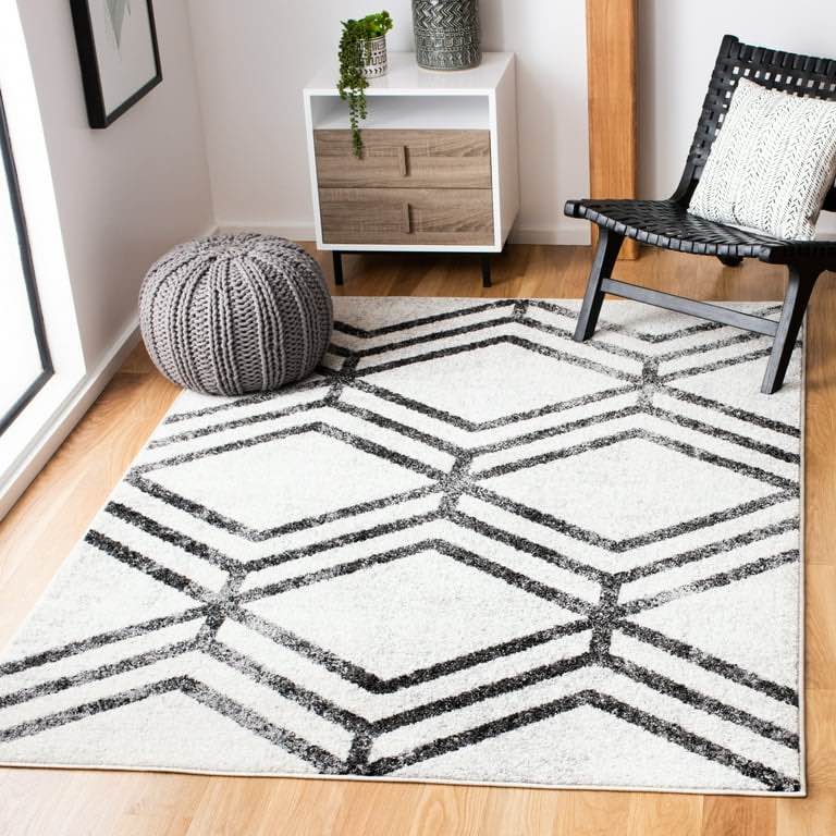 SAFAVIEH Adirondack Bailey Geometric Area Rug, Ivory/Charcoal, 6' x 9'