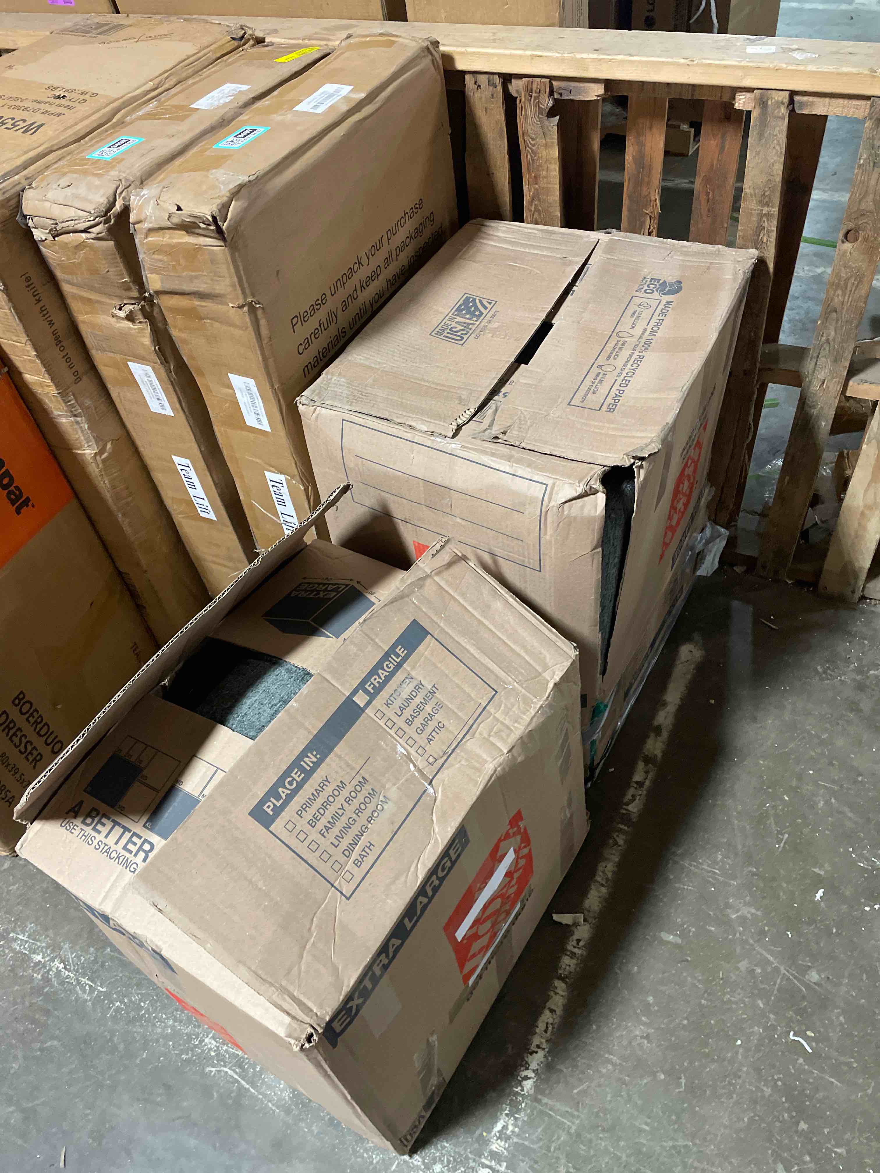 https://s3.amazonaws.com/lotting-images-prod/phillipi/TEA4979502_1780498245288.jpeg