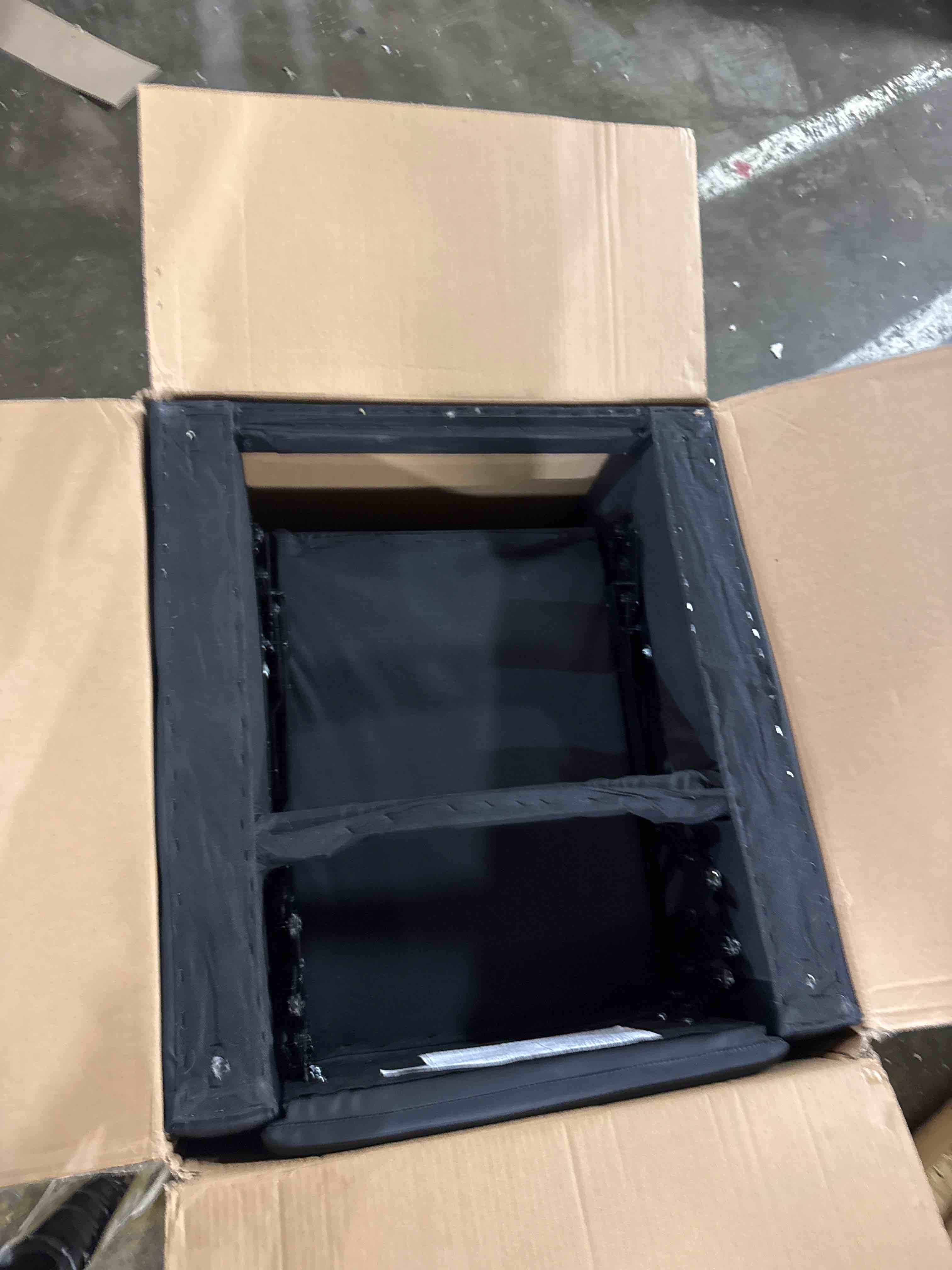 https://s3.amazonaws.com/lotting-images-prod/phillipi/TEA4979977_1781103084580.jpeg