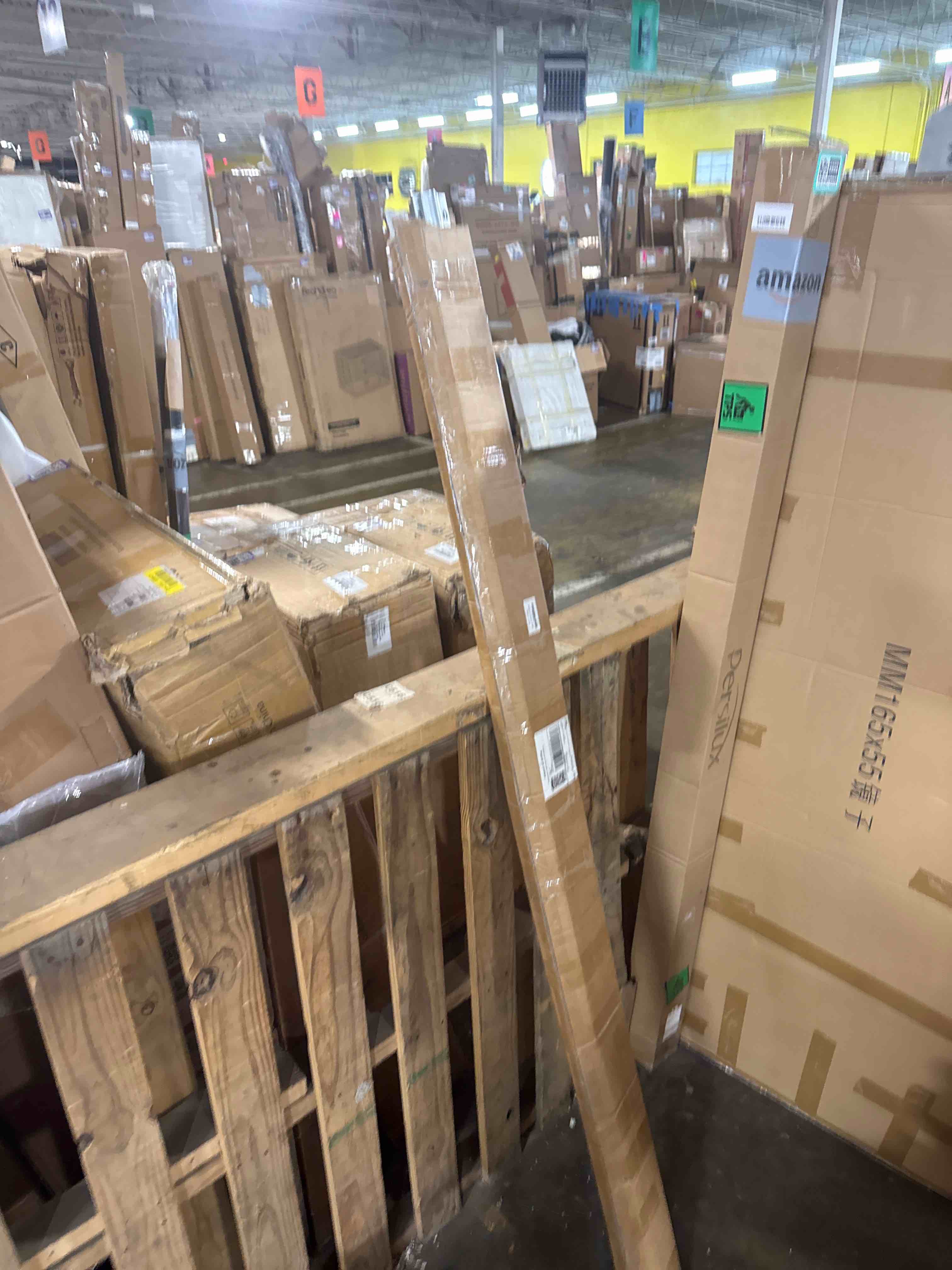https://s3.amazonaws.com/lotting-images-prod/phillipi/TEA4979999_1781110370665.jpeg