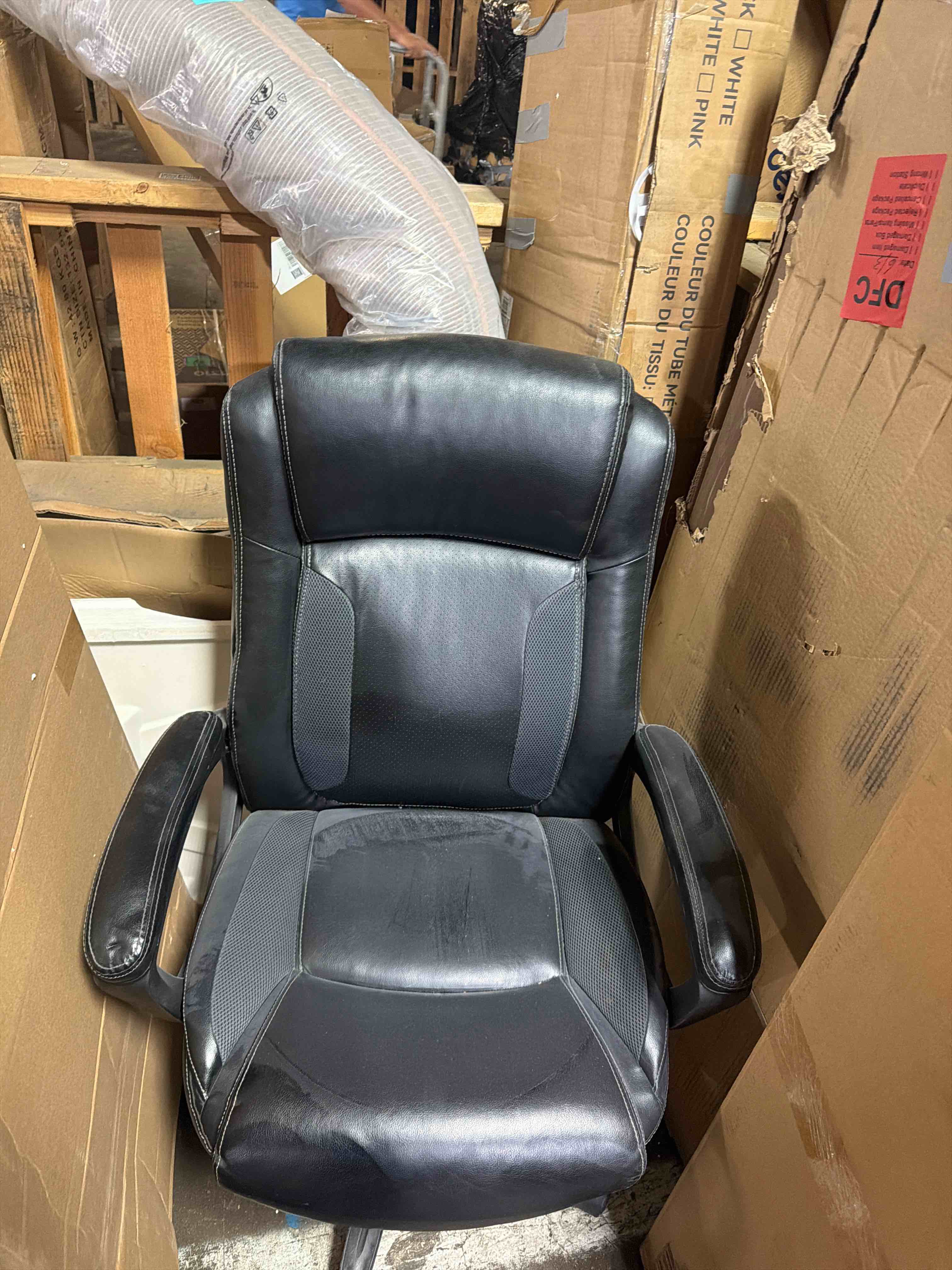 Condition photo showing Good Condition for furmax office executive chair high back adjustable managerial home desk chair, swivel computer pu leather chair with lumbar support (black)