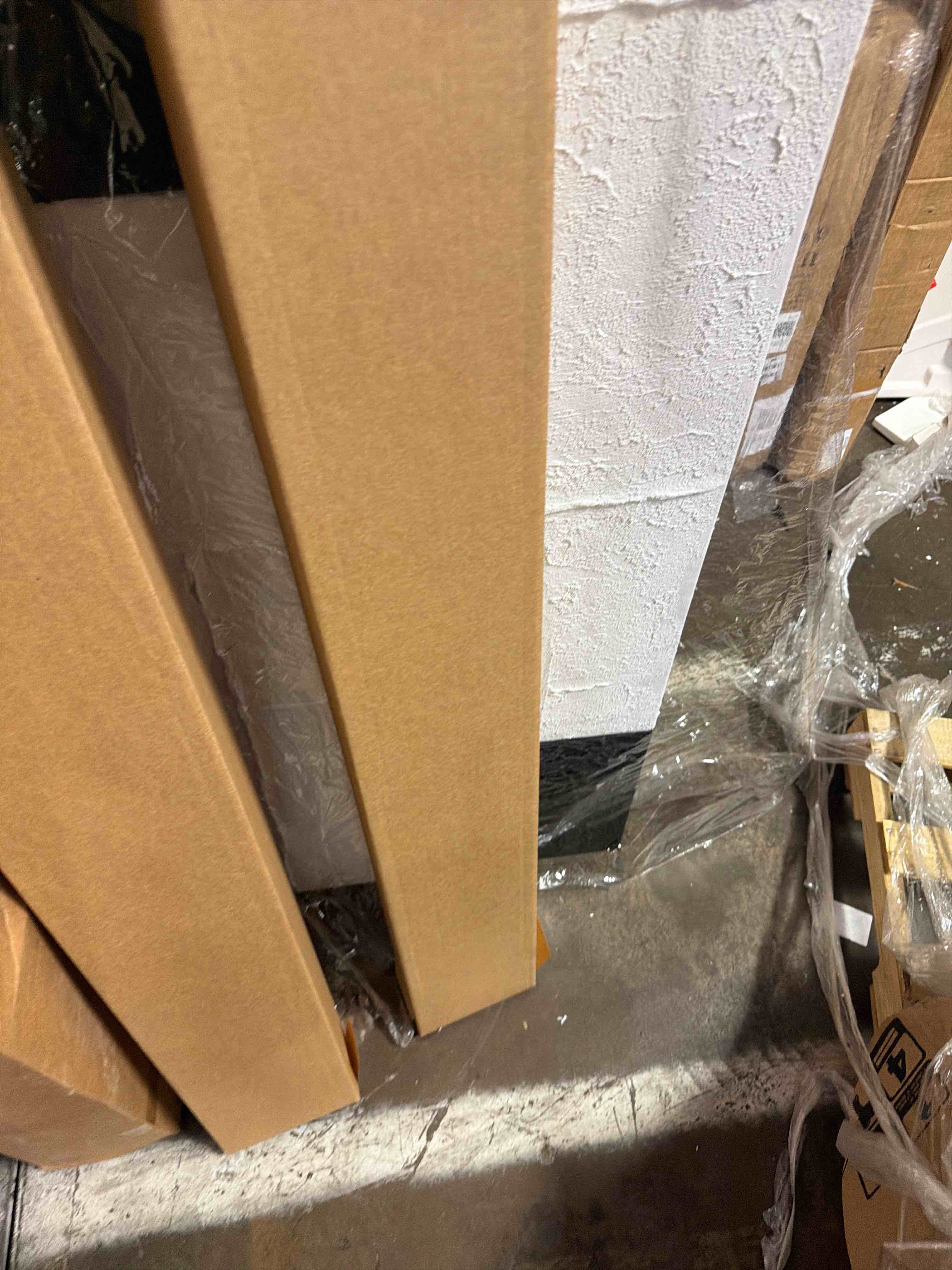 Condition photo showing New/Like New for marshalltown v-shaped crack squeegees, black neoprene blade material, both push or pull, red704942