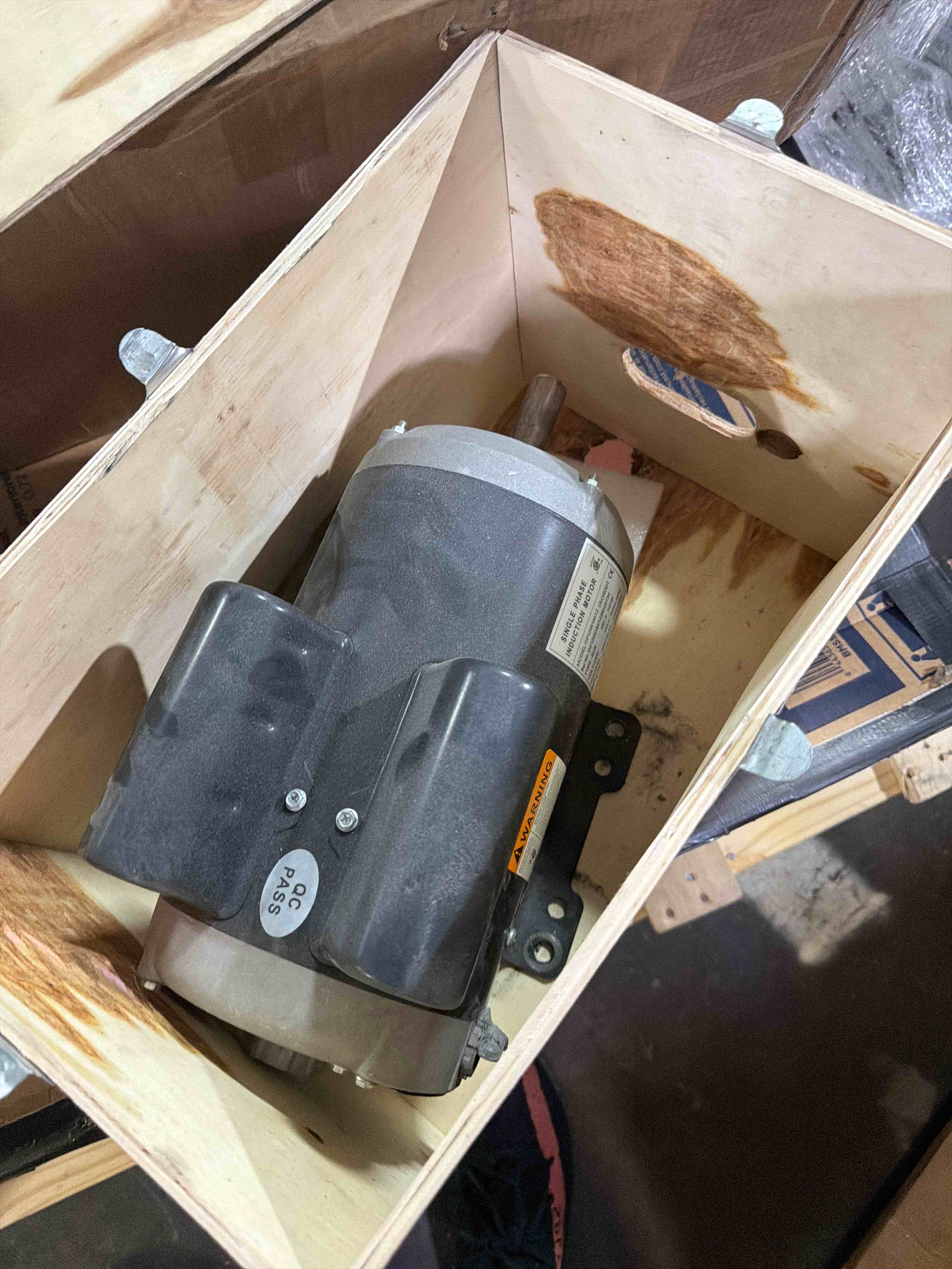 Condition photo showing Good Condition for air compressor motor 3.7 hp motor 56 frame 5/8 inch shaft 230 v