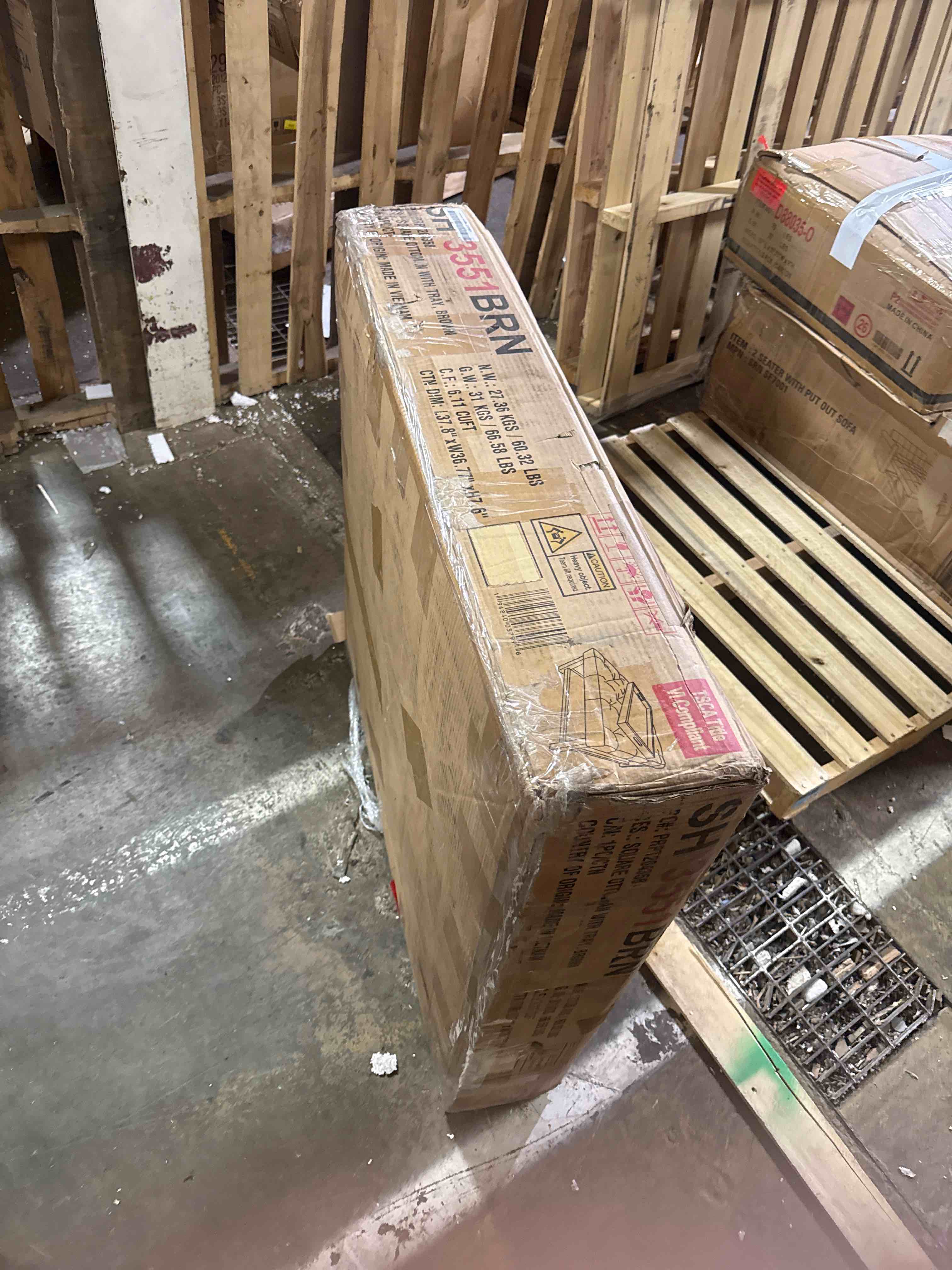 Condition photo showing New/Like New for abheng 31.5” large square storage ottoman, upholstery solid rubberwood coffee couch table with open shelf, foot stool load up to 330lb, sythetic leather brown uasnd67r