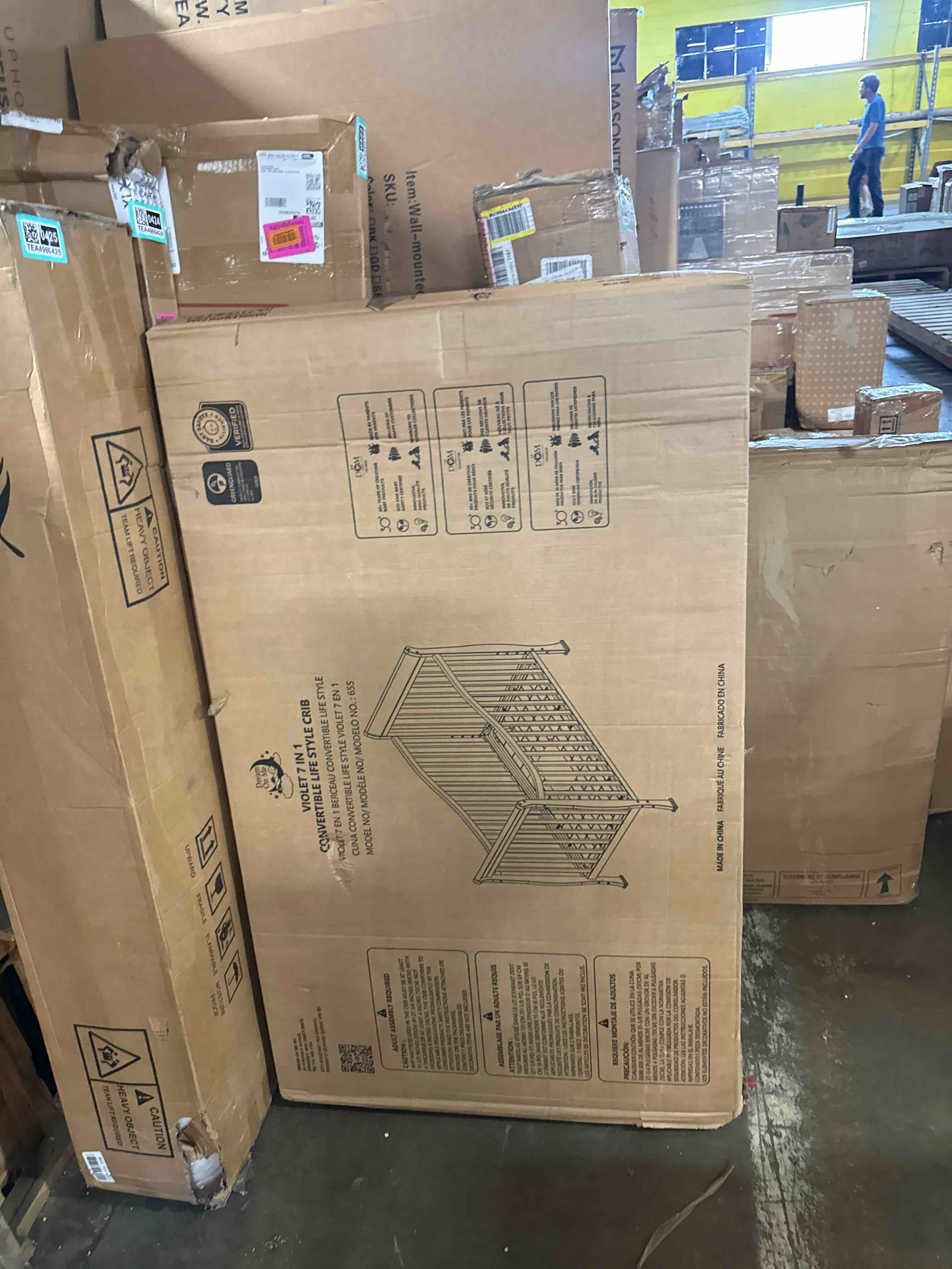 Condition photo showing New/Like New for dream on me violet 7-in-1 convertible full-size baby crib with toddler, day & full bed conversion in white, greenguard gold & bsa, 3 mattress heights, sustainable pinewoo