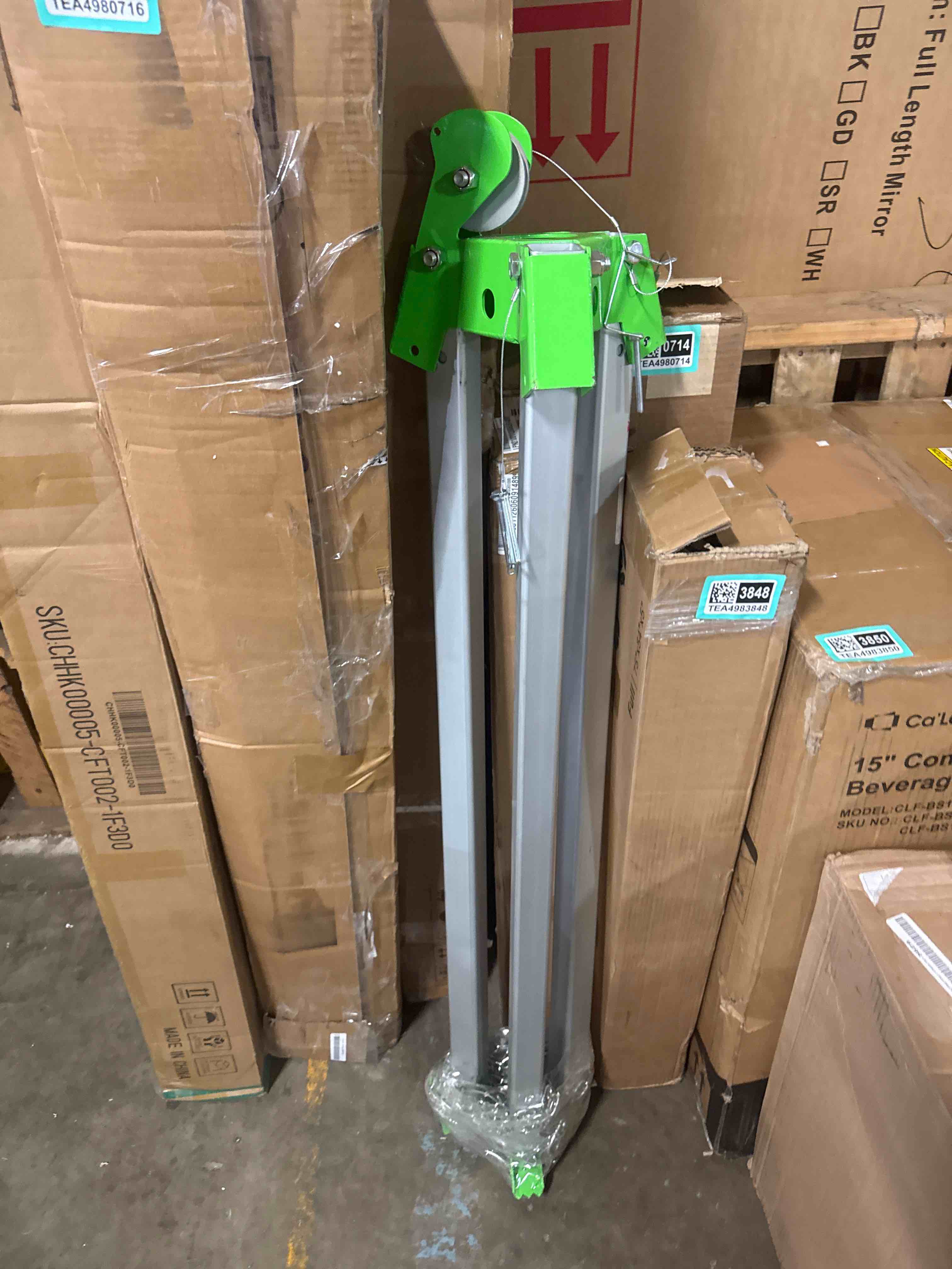 Condition photo showing As Is for peakworks confined space kit - for safe access & rescue - includes tripod, self-retracting lifeline & bag - osha & ansi compliant fall protection - 60 ft srl (missing pieces)
