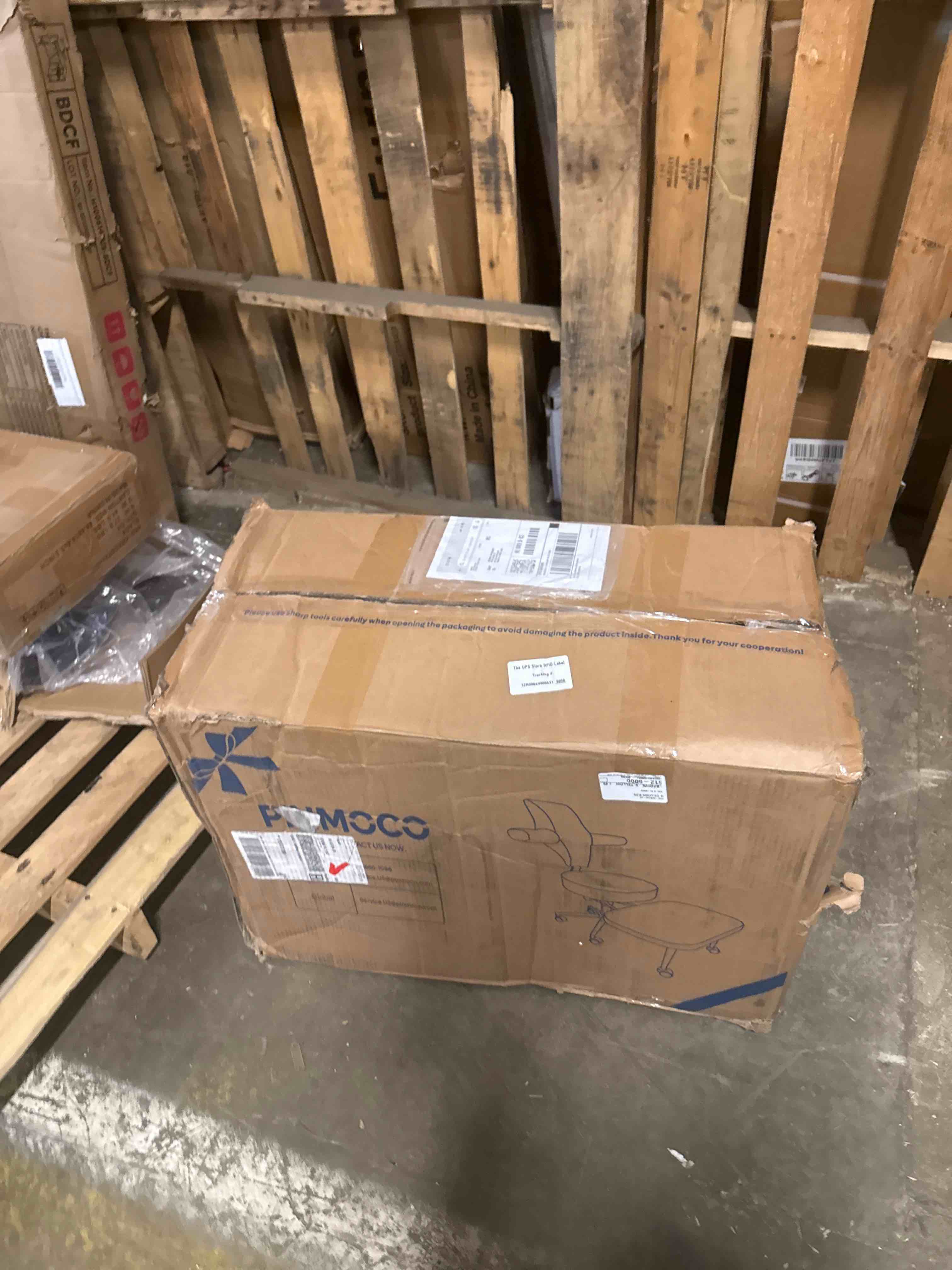 Condition photo showing Good Condition for fabric ergonomic swivel office chair upholstered chair w/ 7 wheels lumbar support and height adjustment in fabric white