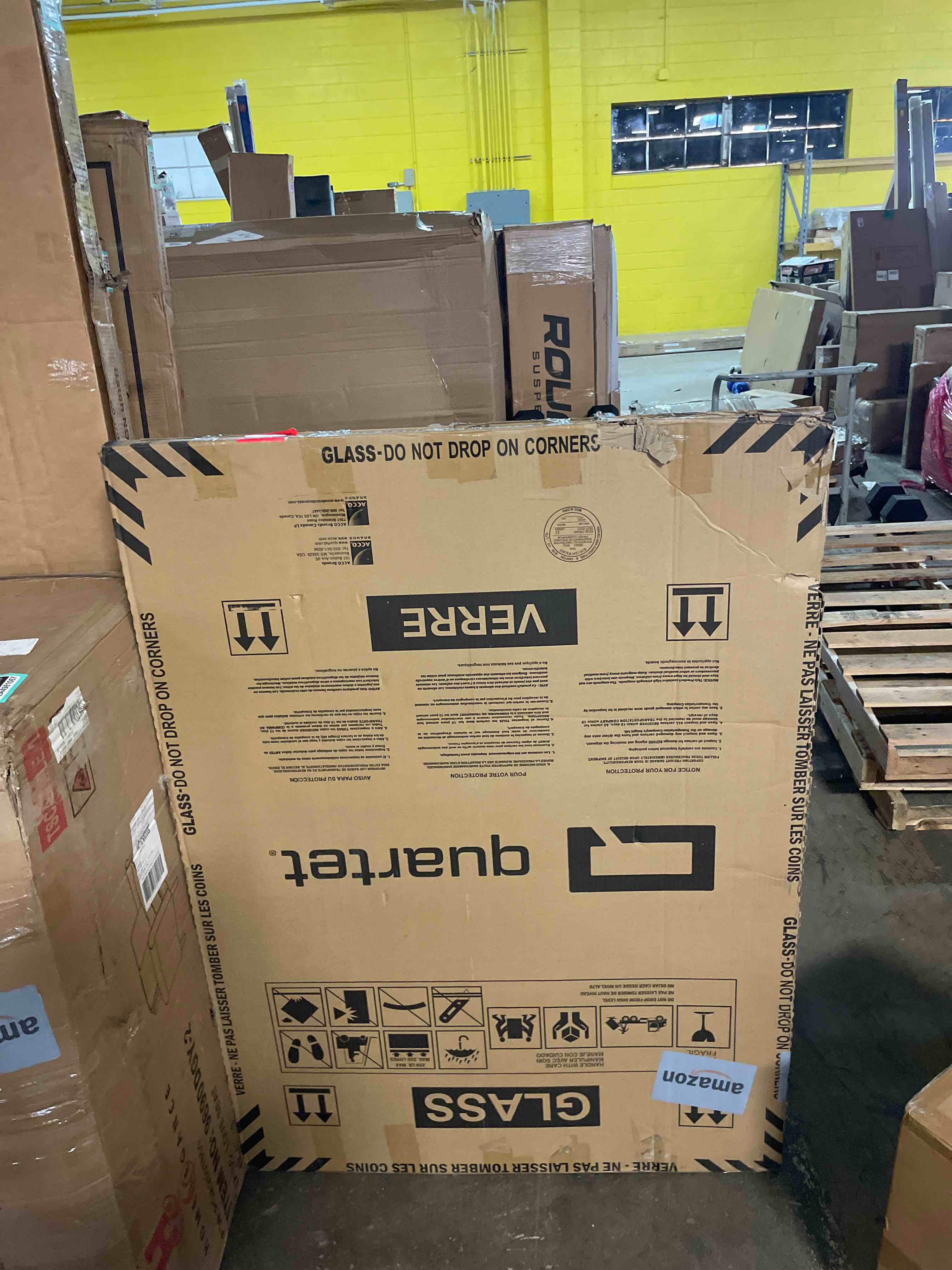 Condition photo showing New/Like New for quartet magnetic glass dry erase white board, anti-glare, 4' x 3' whiteboard, frameless (q014735f01imw) 48"w x 36"h