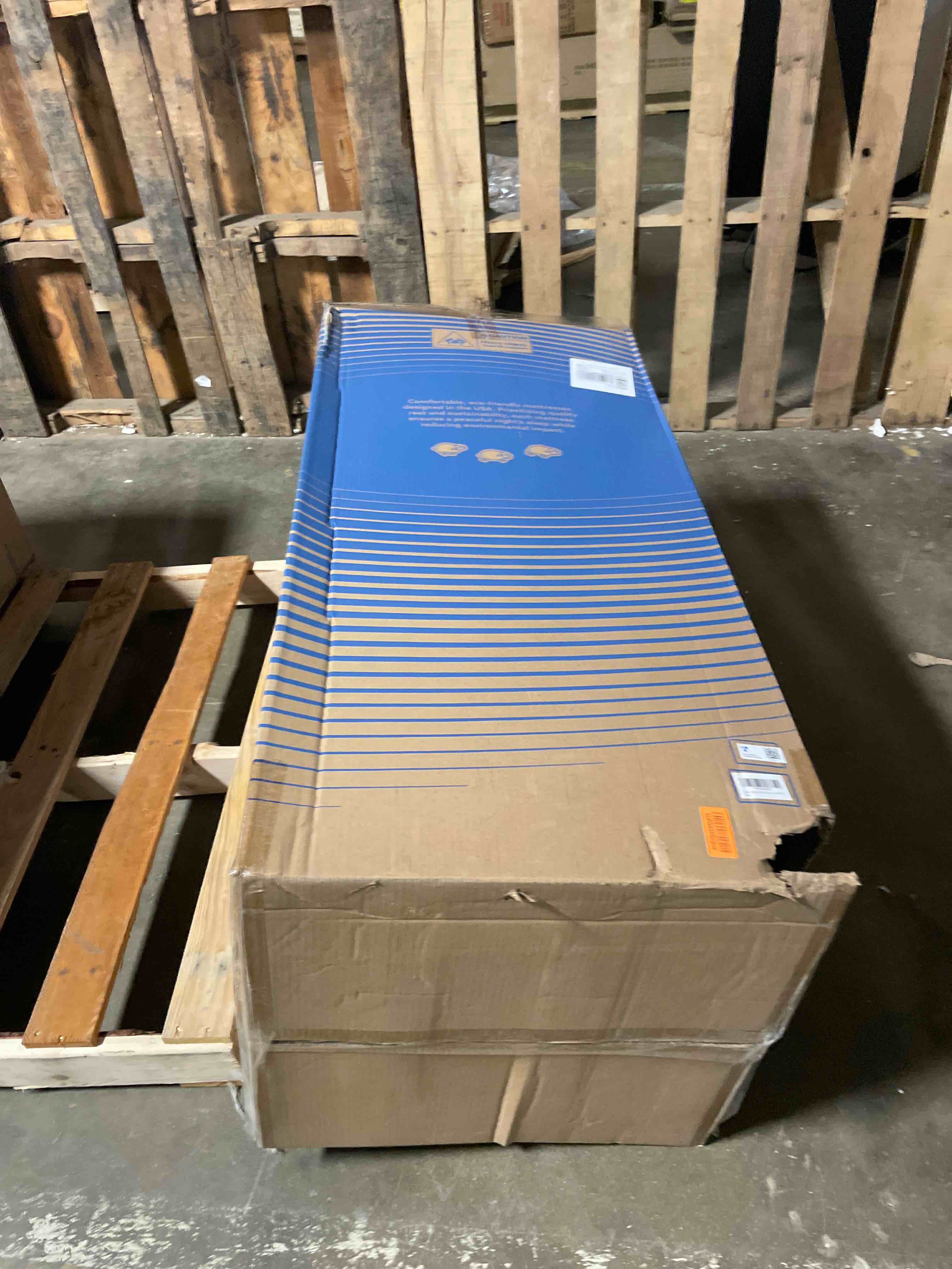 Condition photo showing New/Like New for 12 inch king size mattress, cooling gel memory foam bed mattresses in a box, cool touch surface, medium feel, ergonomic support & pressure relief, certipur-us certified foam, designed in usa king (u.s. standard) 12 inch