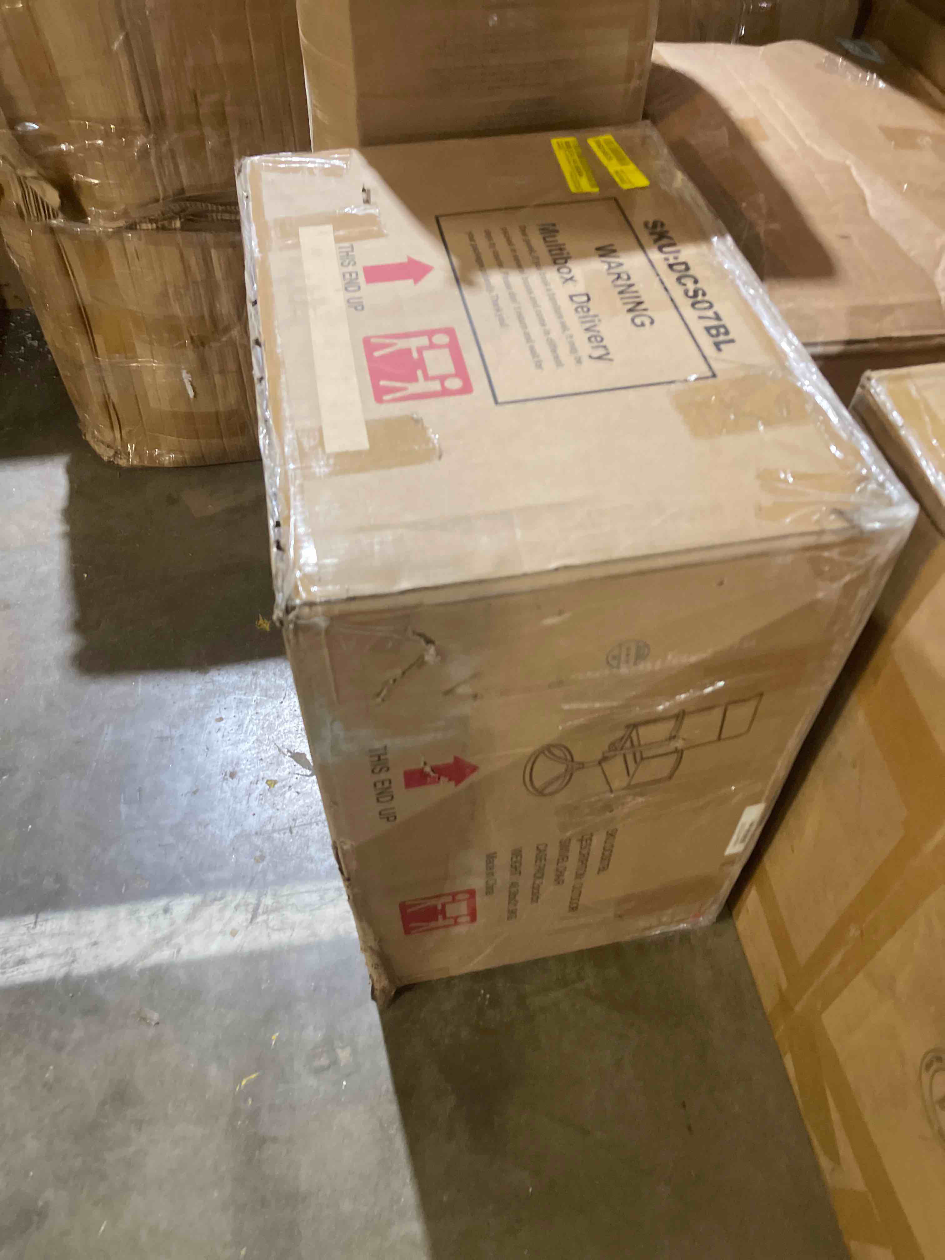 Condition photo showing New/Like New for zola upholstered accent armchair