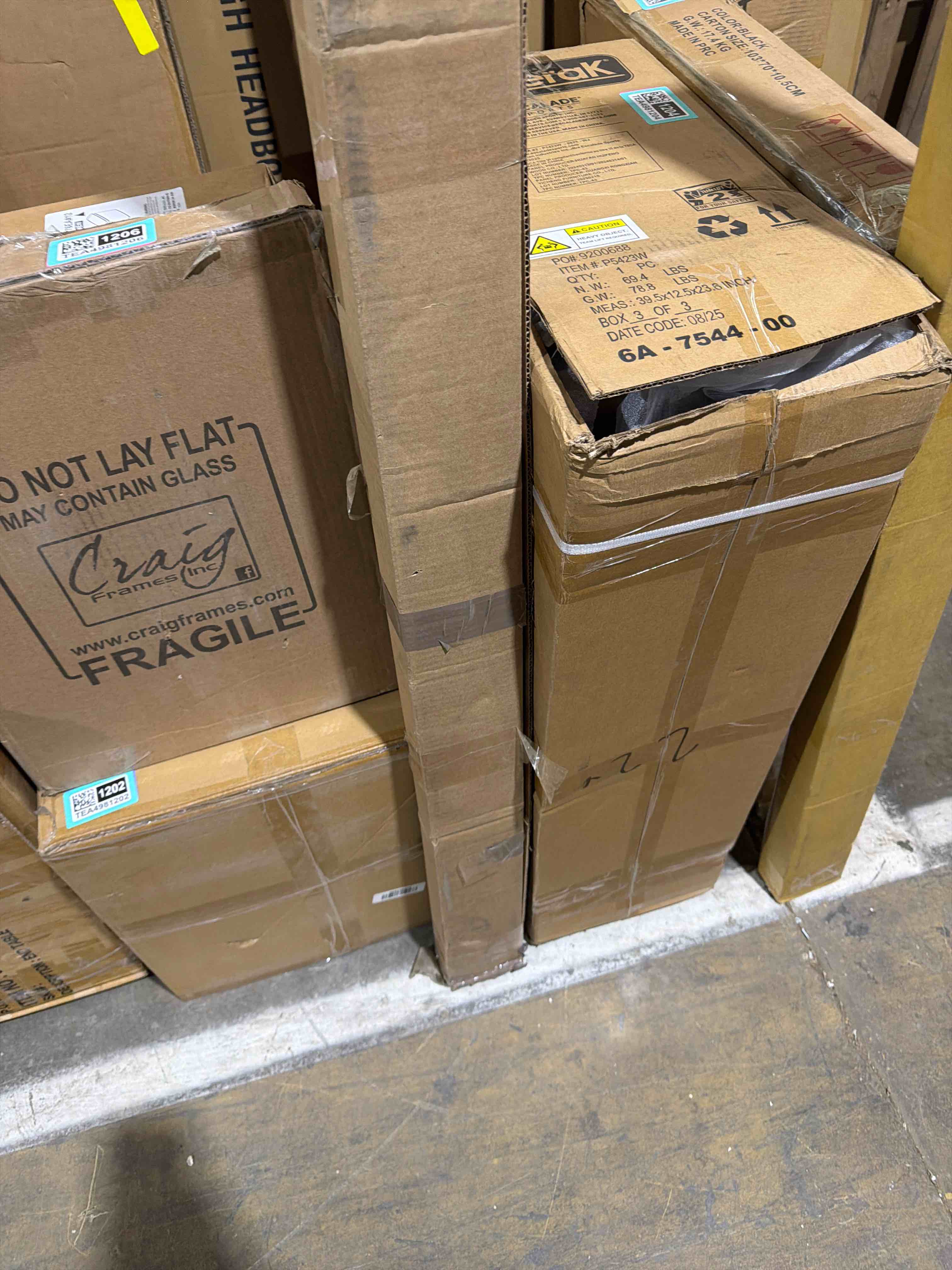 Condition photo showing New/Like New for cellular shade 