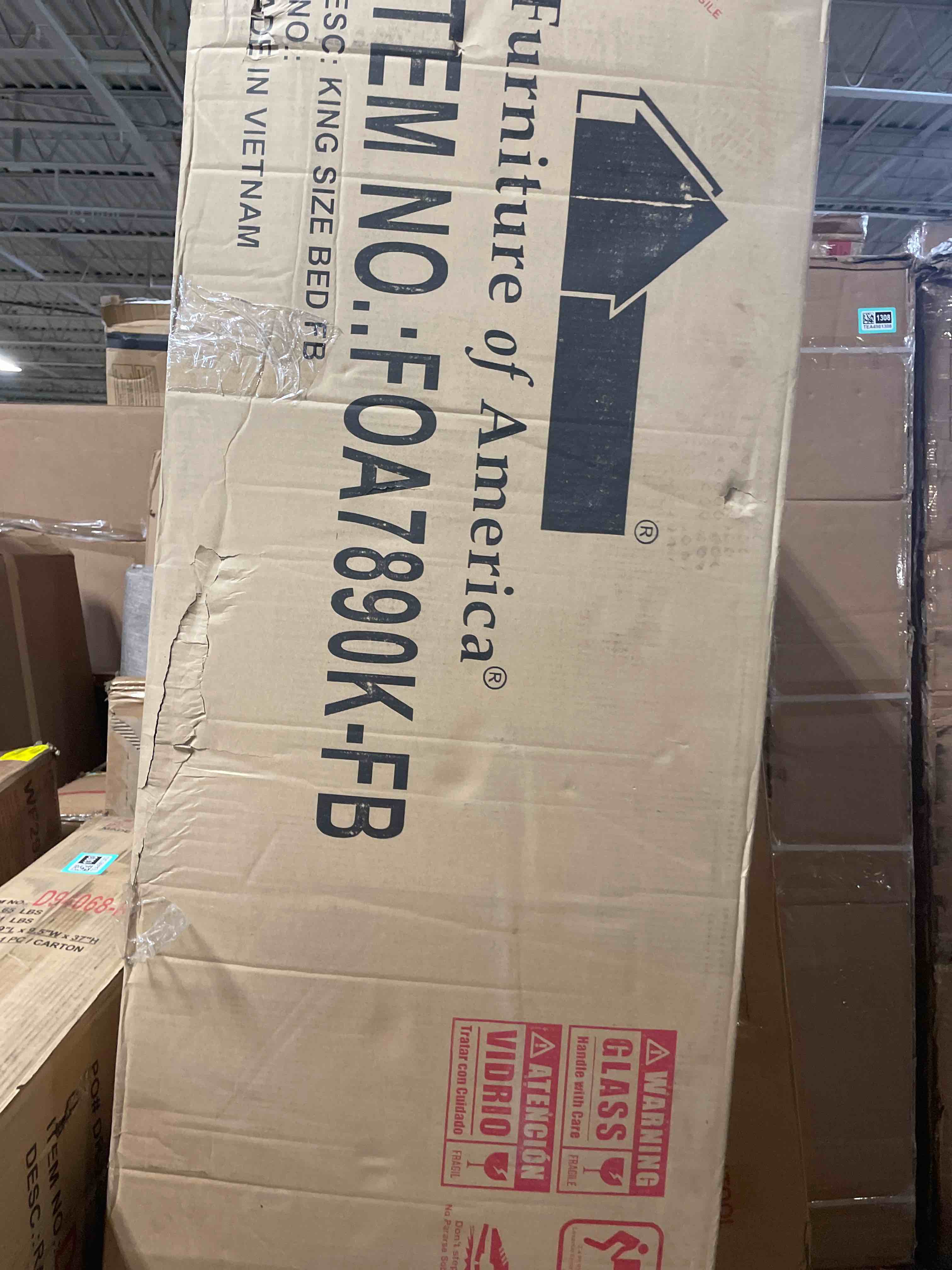 Condition photo showing Good Condition for silver-colored bedroom headboard,only one box