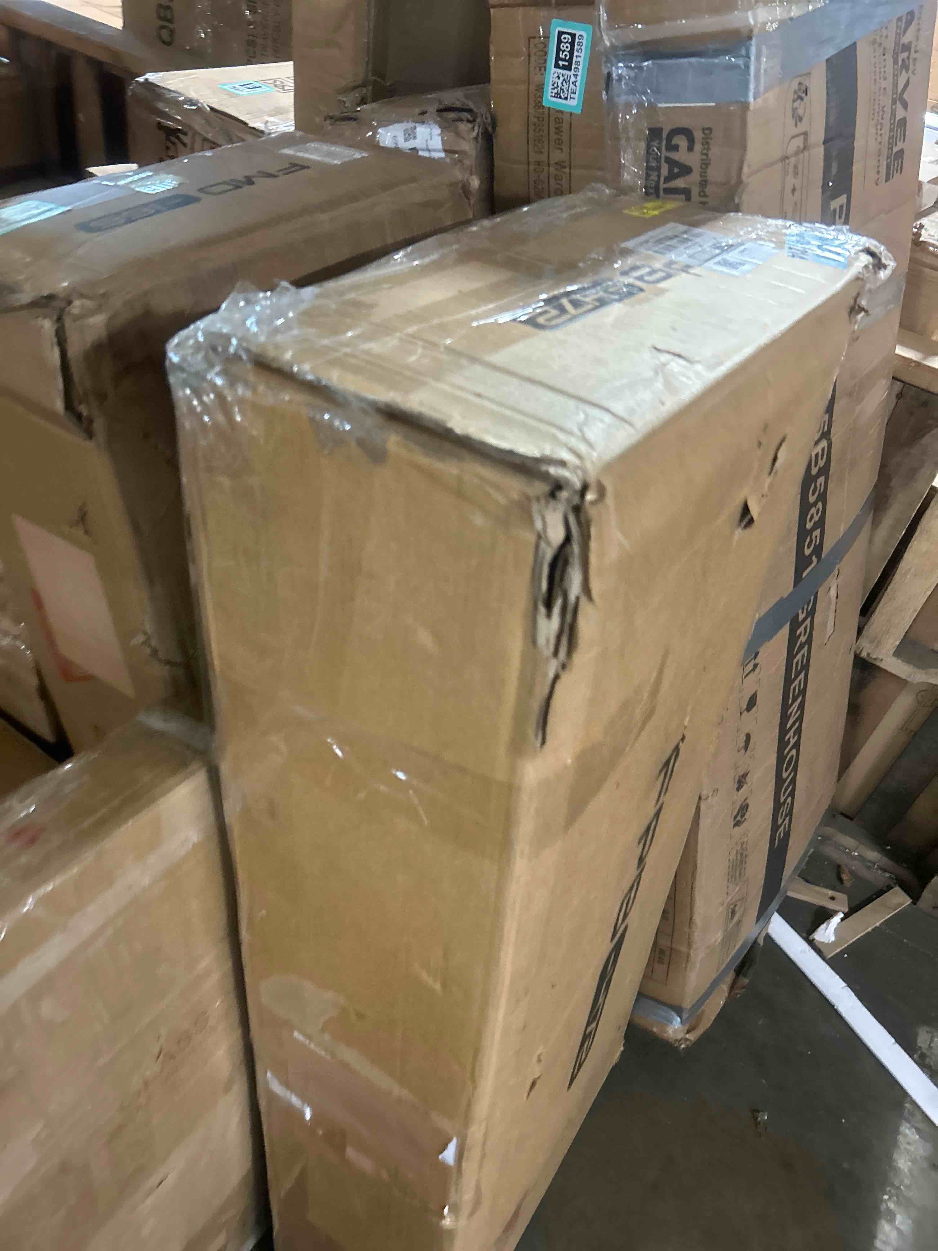 https://s3.amazonaws.com/lotting-images-prod/phillipi/TEA4981591_1776950745704.jpeg