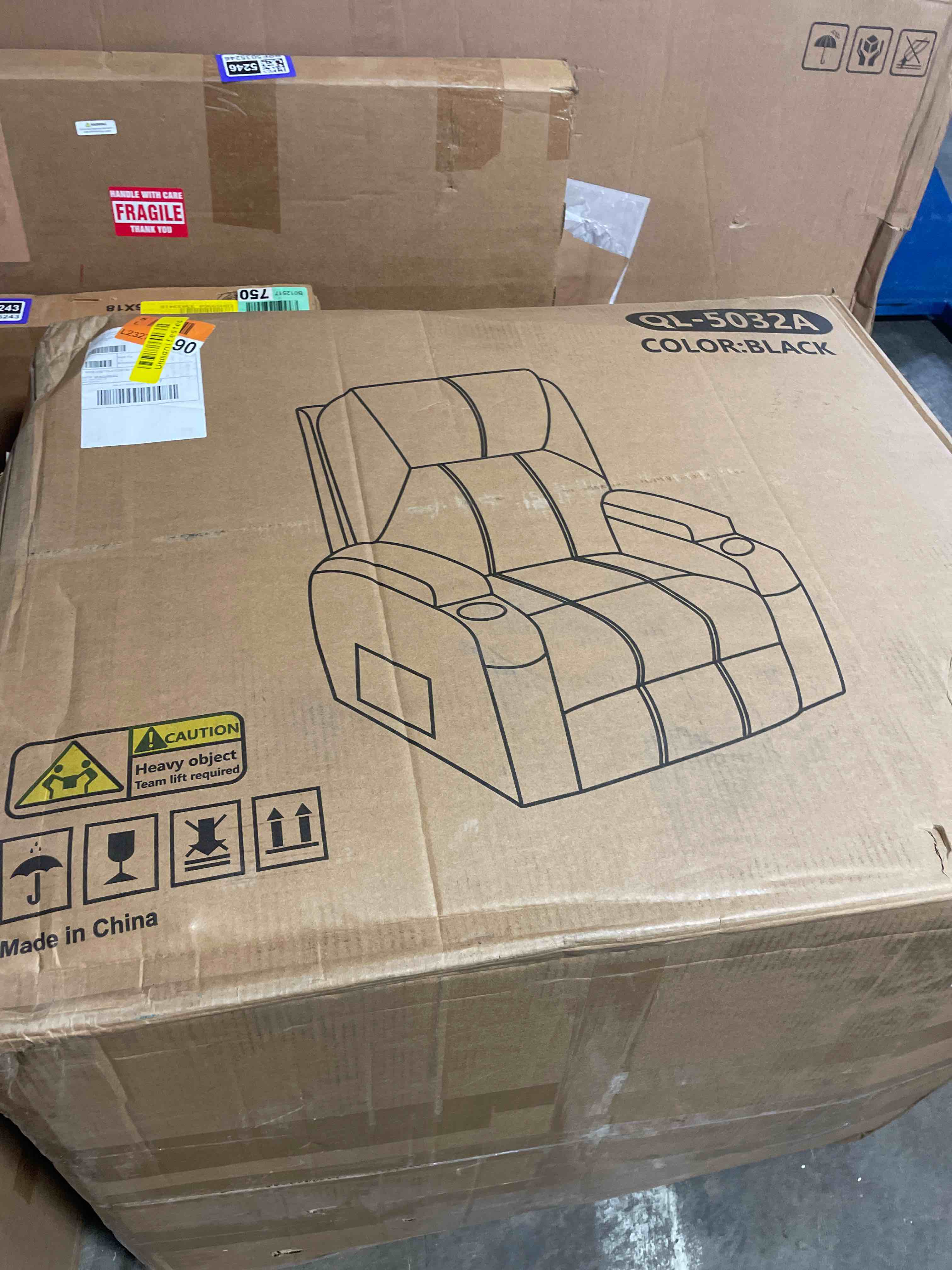 Condition photo showing Good Condition for black  37.8" wide soft and oversiz