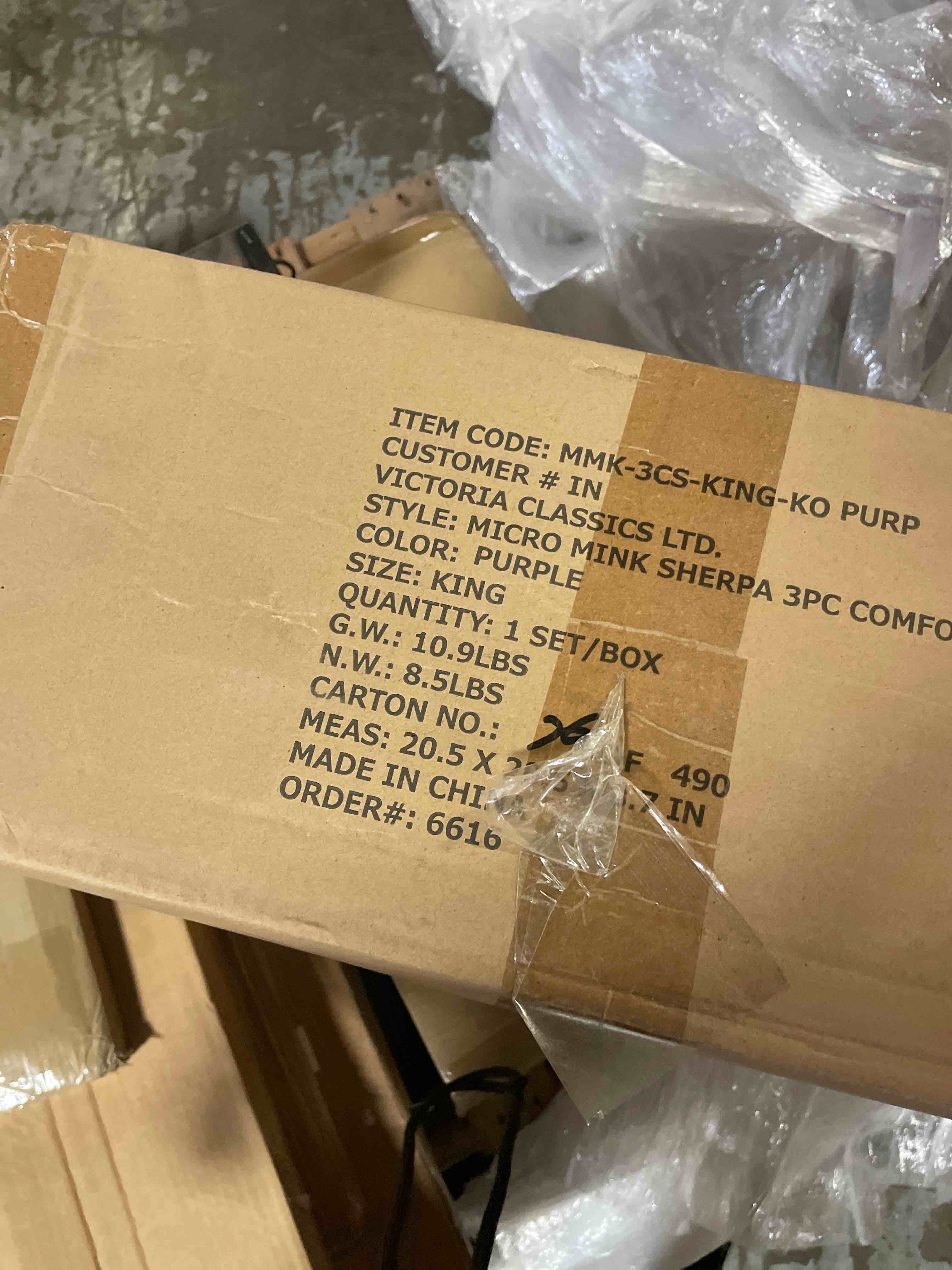 Condition photo showing New/Like New for vcny home micro mink sherpa 3-piece comforter set, king, in purple