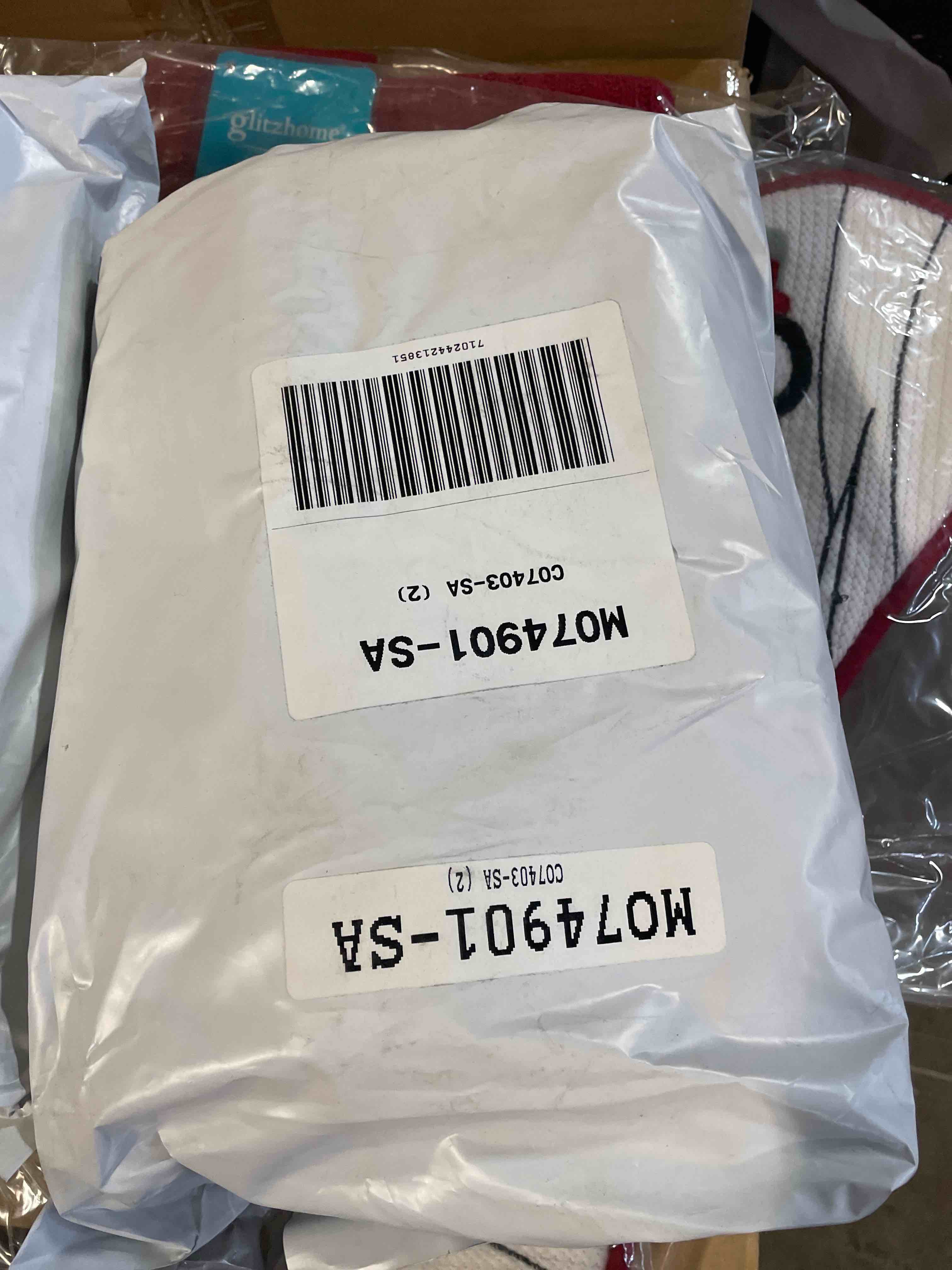 Condition photo showing New/Like New for crosley cushion cover