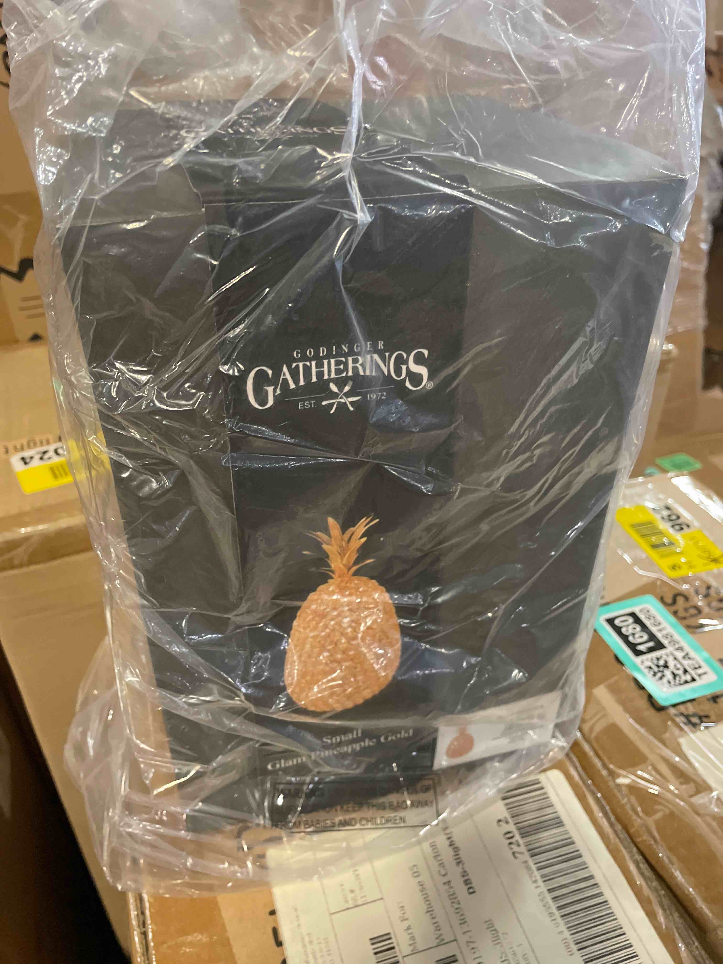 Condition photo showing New/Like New for godinger glam pineapple fruit holiday decoration - gold