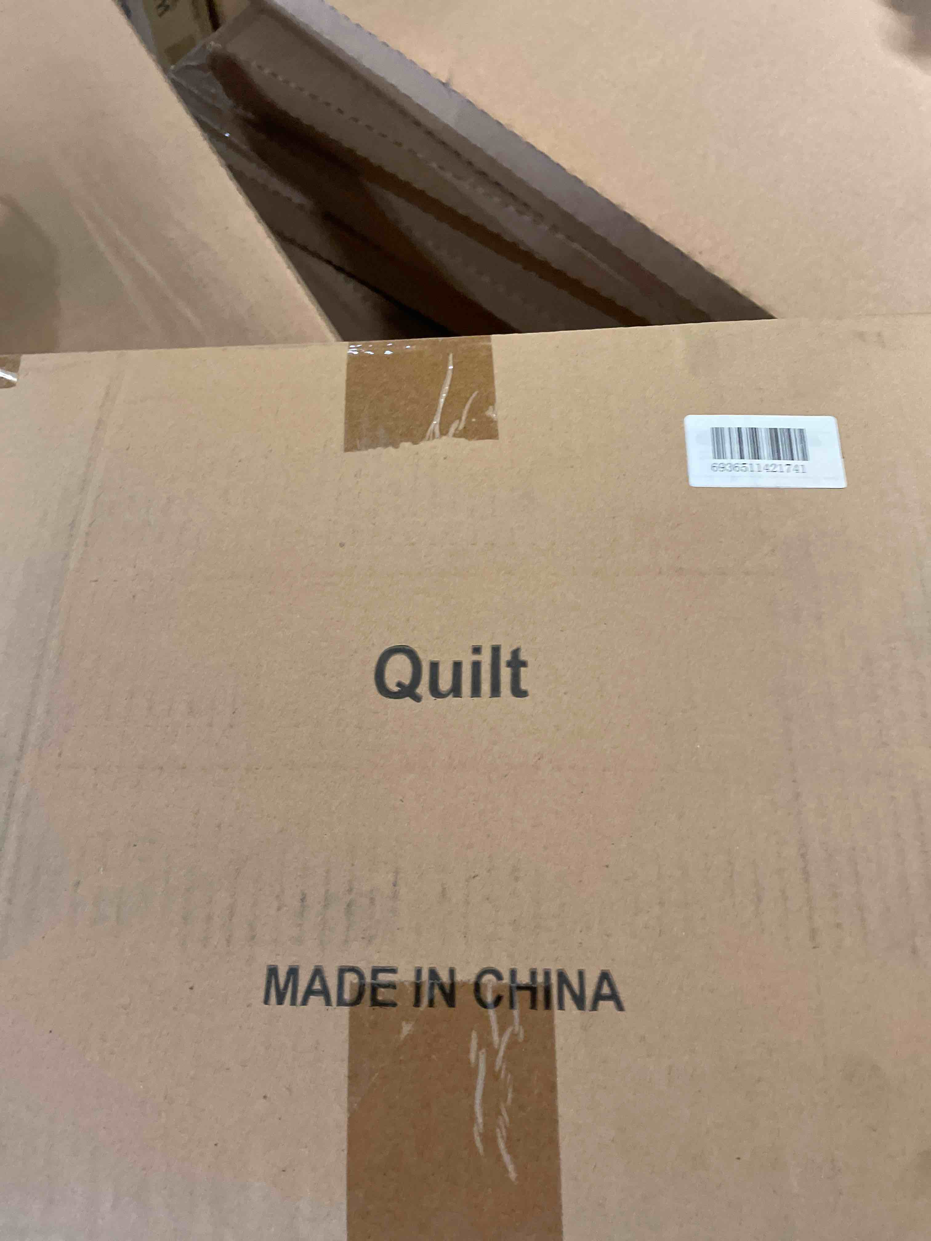 Condition photo showing New/Like New for wuruibo king/cal king quilt set black,ultrasonic embossed bedspread, lightweight microfiber coverlet, modern thin bedding set for all season, 3 piece(1 quilt,2 pillow shams)