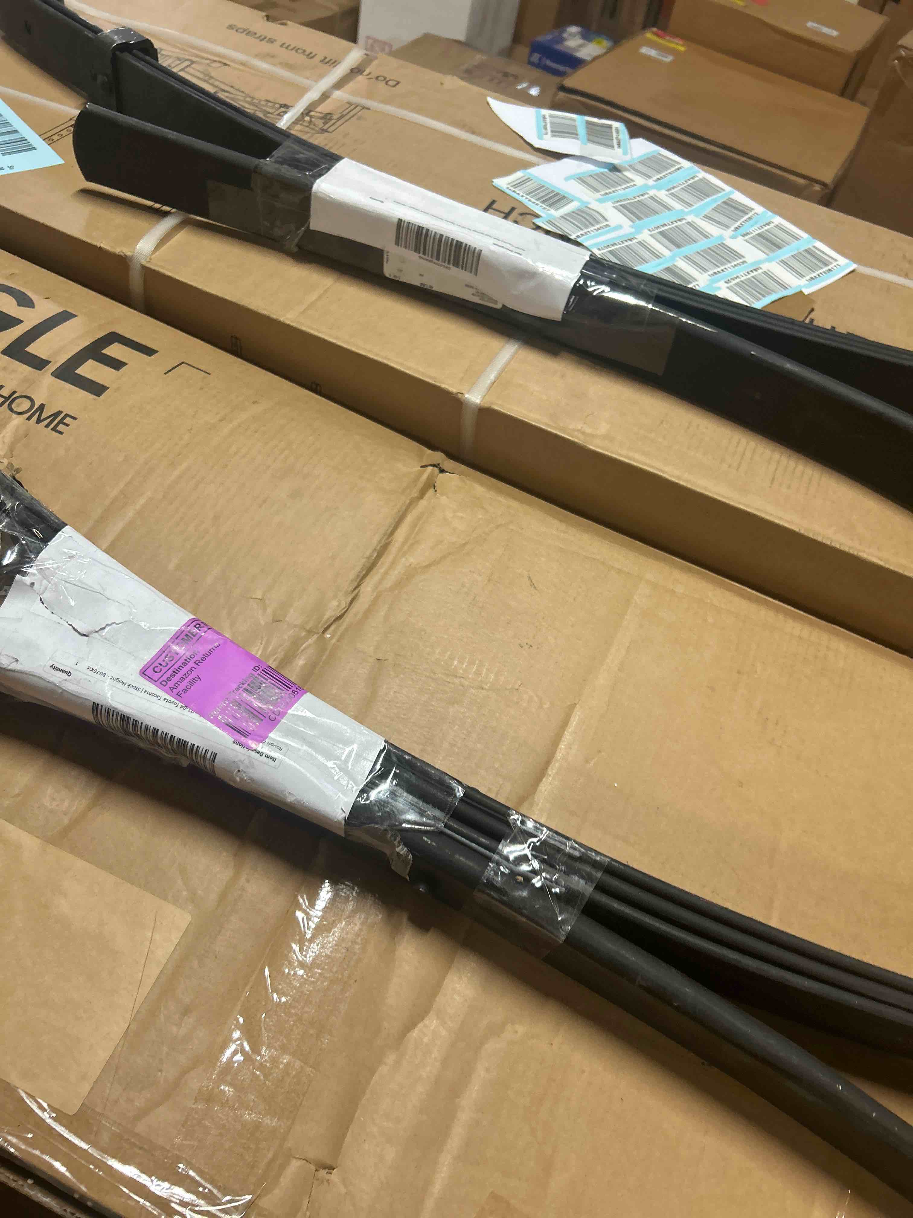 Condition photo showing New/Like New for rear leaf springs stock | pair | toyota tacoma 2wd/4wd (2001-2004)