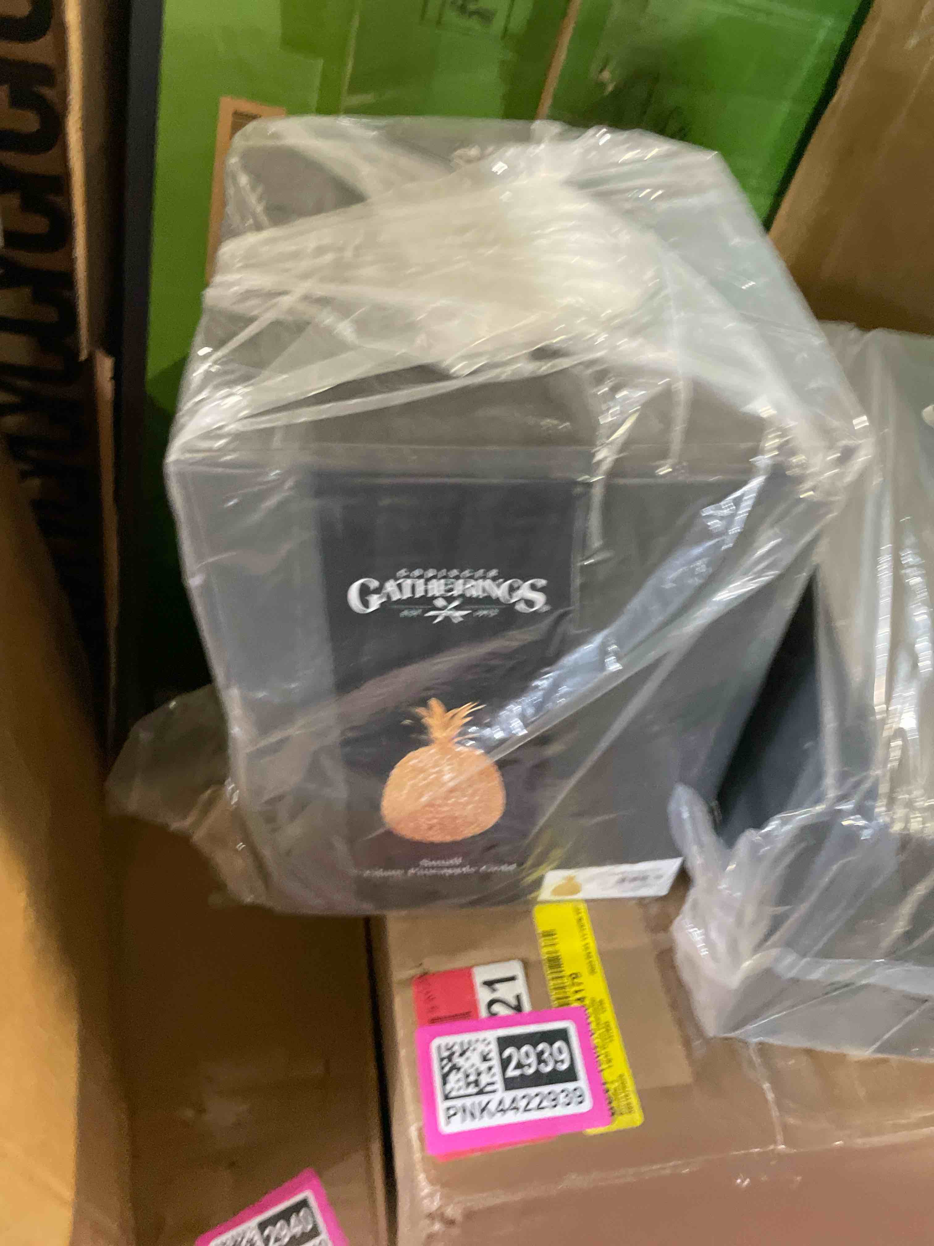 Condition photo showing New/Like New for godinger glam pineapple fruit holiday decoration - gold