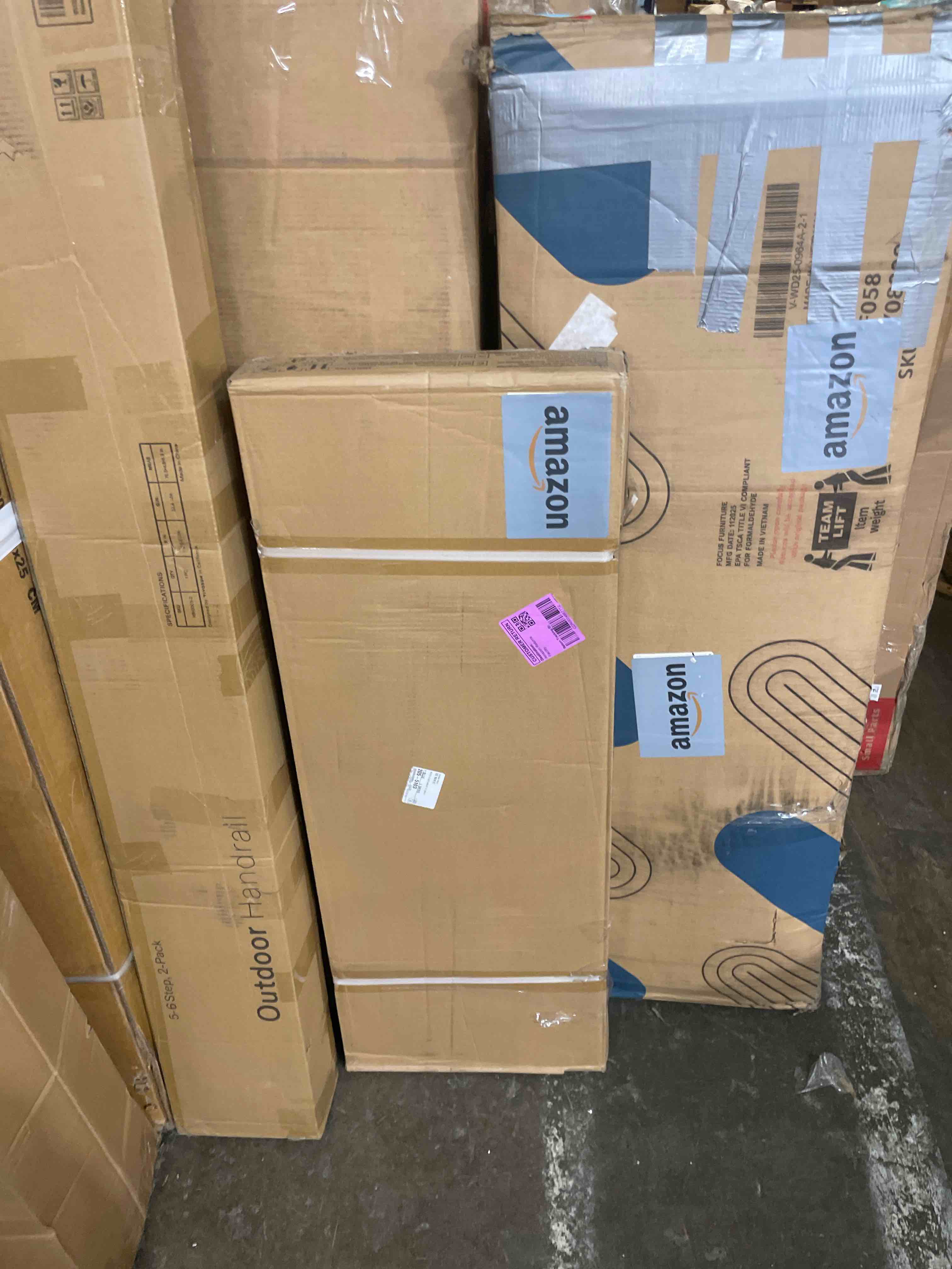 Condition photo showing New/Like New for vevor pallet forks, 2000 lbs clamp on pallet forks 43" total length, tractor bucket forks with adjustable stabilizer bar, heavy duty pallet forks for tractor attachments, skid steer, loader bucket