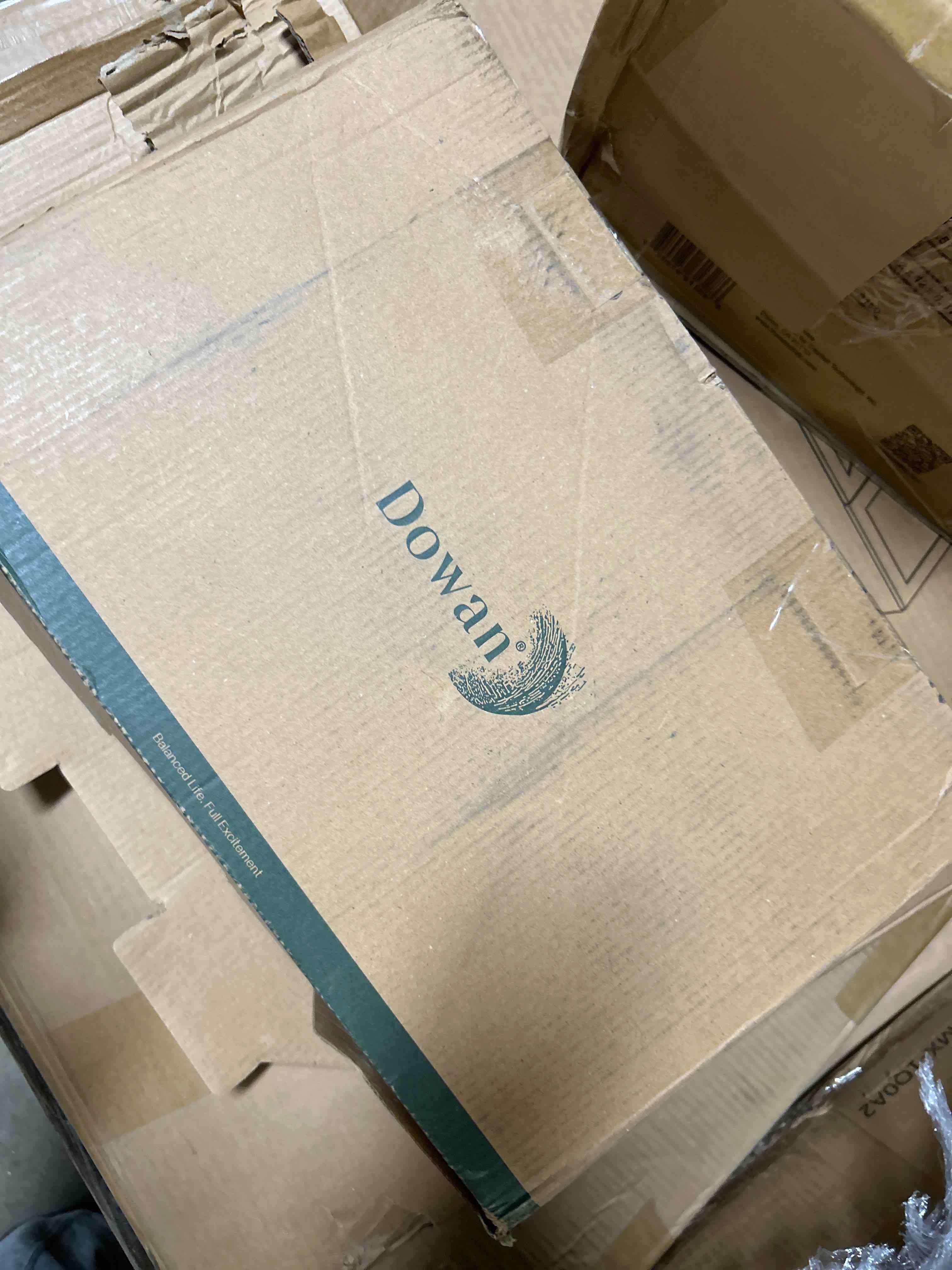 https://s3.amazonaws.com/lotting-images-prod/phillipi/TEA4982443_1777478172854.jpeg
