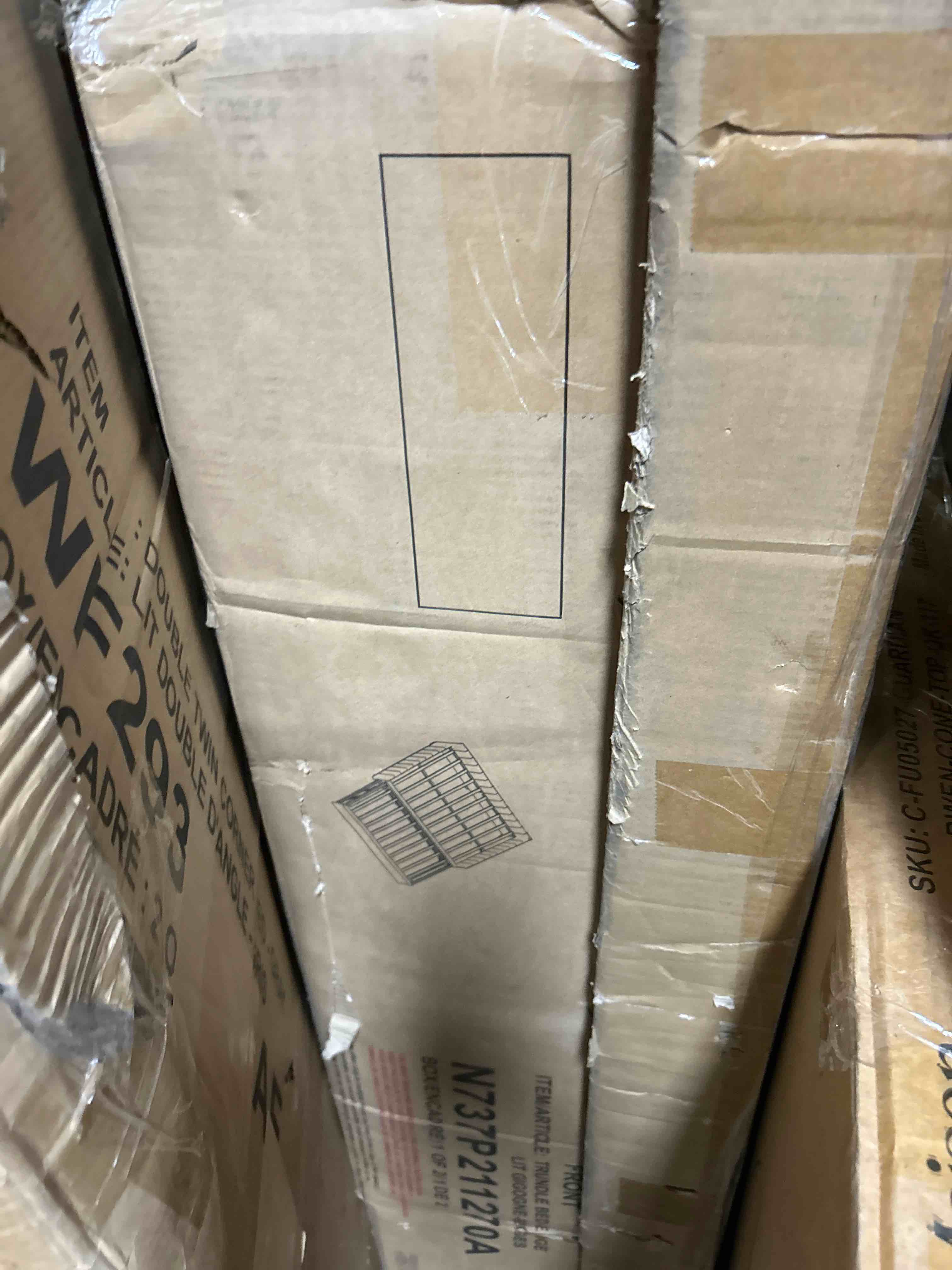 https://s3.amazonaws.com/lotting-images-prod/phillipi/TEA4982469_1777564708101.jpeg
