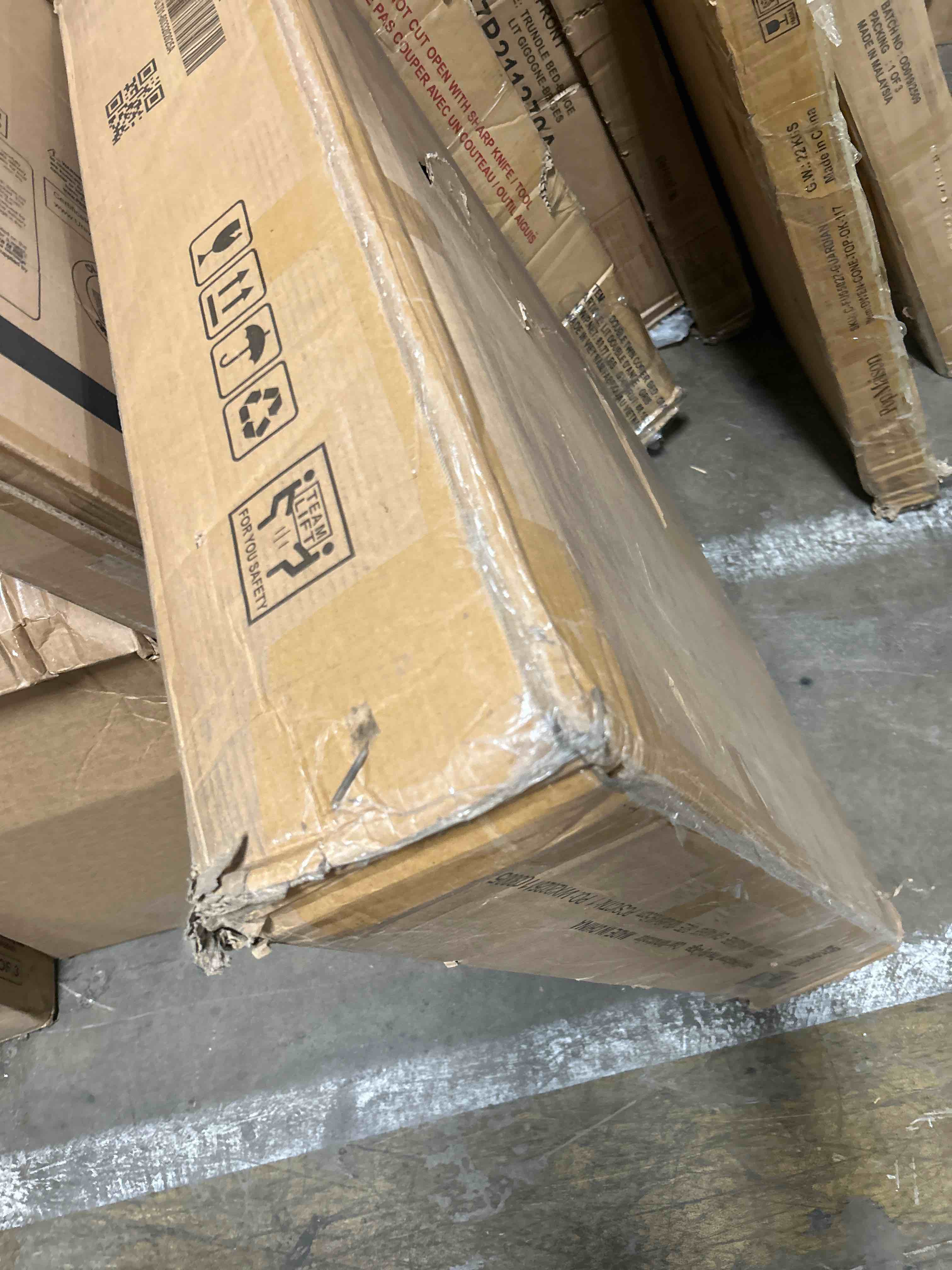 https://s3.amazonaws.com/lotting-images-prod/phillipi/TEA4982472_1777565390566.jpeg