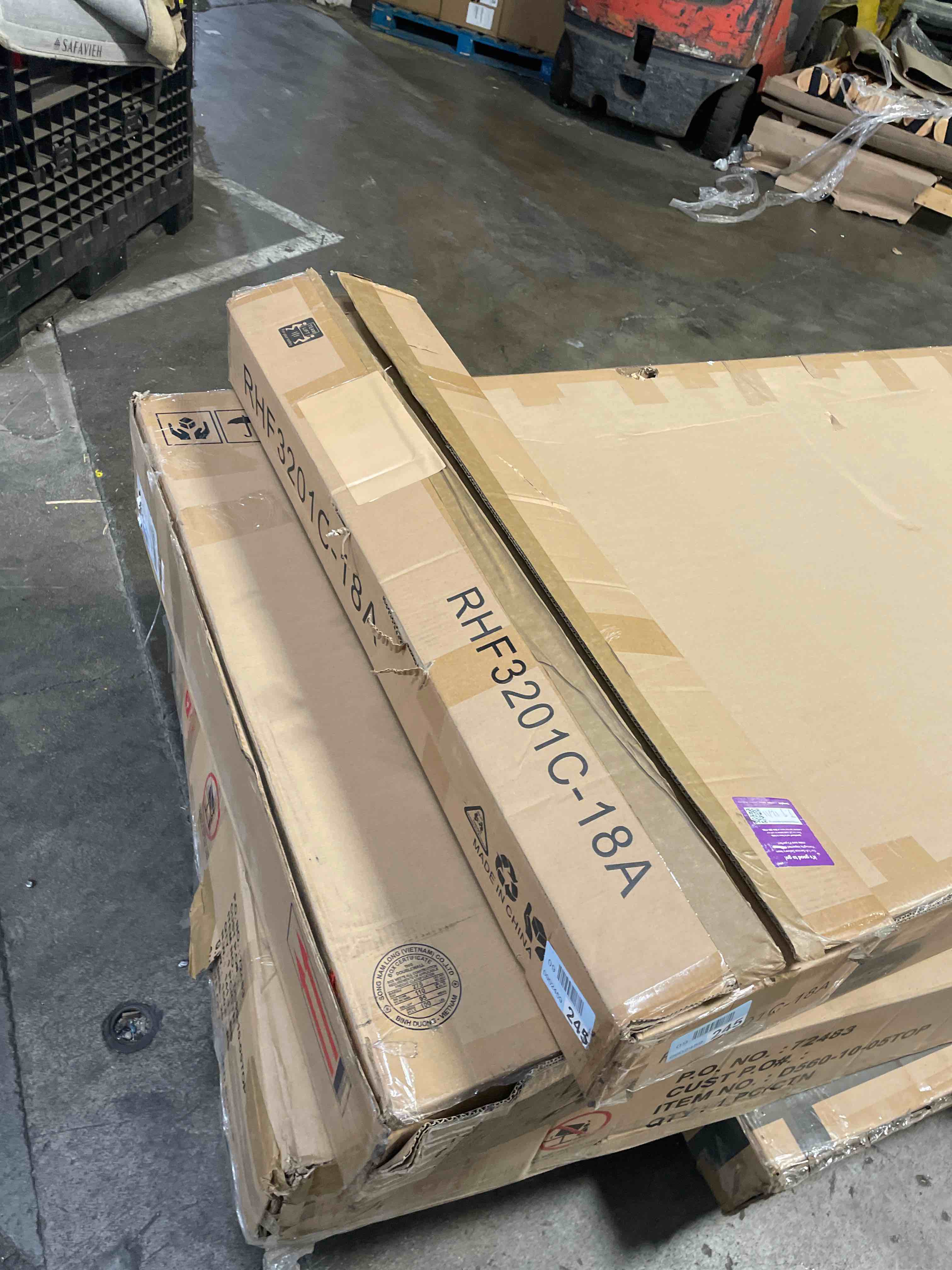 https://s3.amazonaws.com/lotting-images-prod/phillipi/TEA4982516_1777569002989.jpeg
