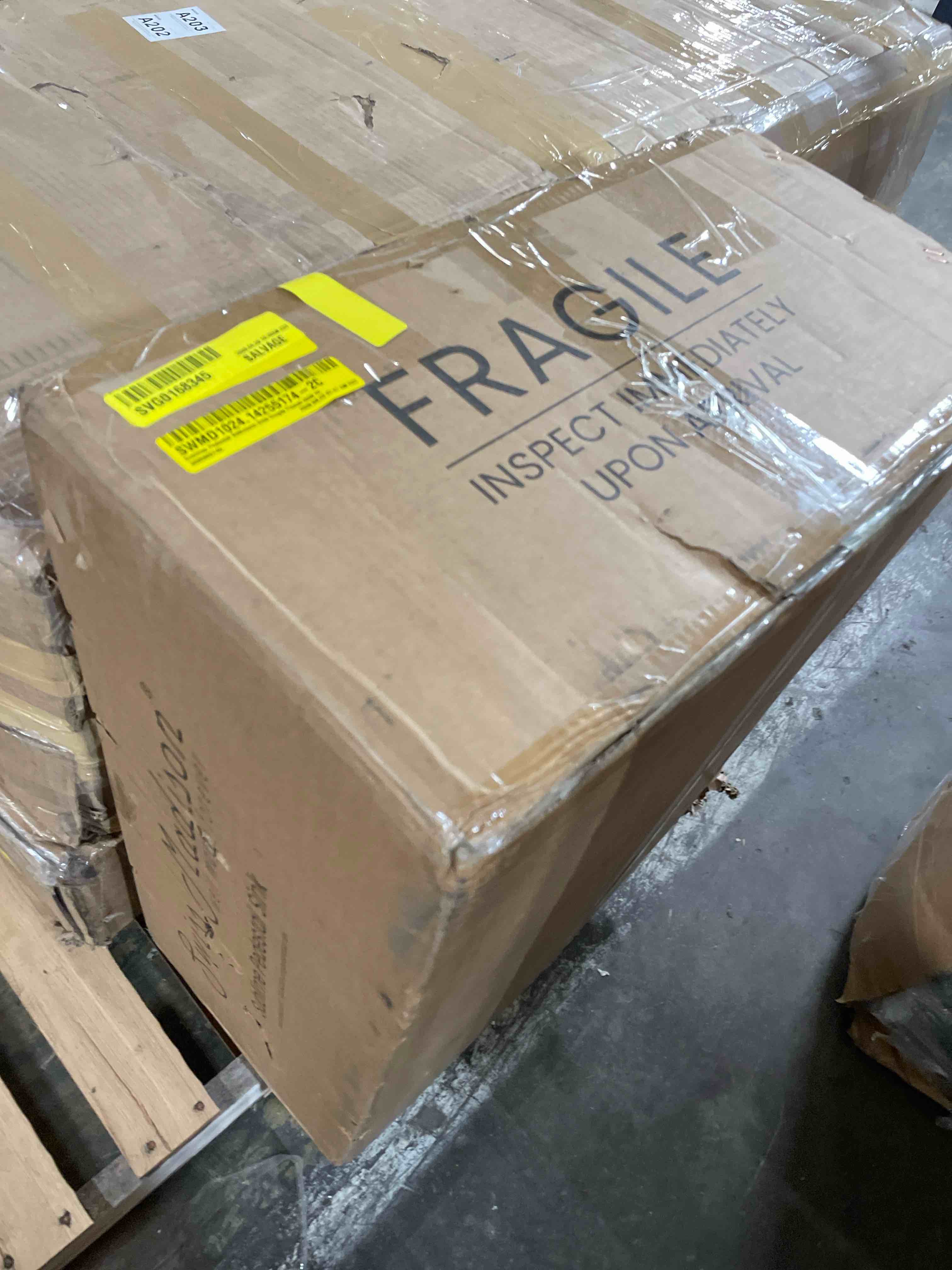 https://s3.amazonaws.com/lotting-images-prod/phillipi/TEA4982562_1777658961075.jpeg