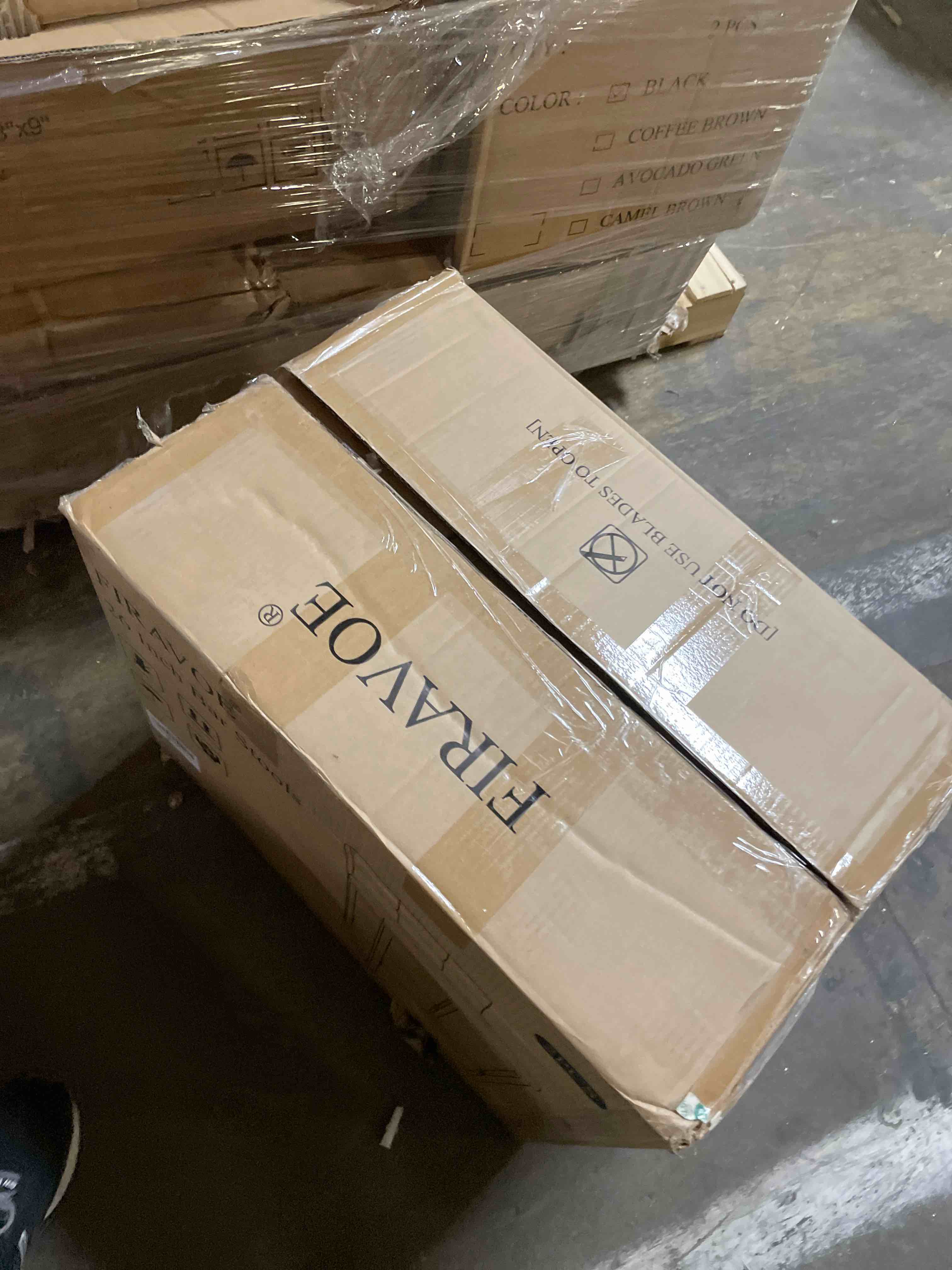 https://s3.amazonaws.com/lotting-images-prod/phillipi/TEA4982576_1777664971468.jpeg