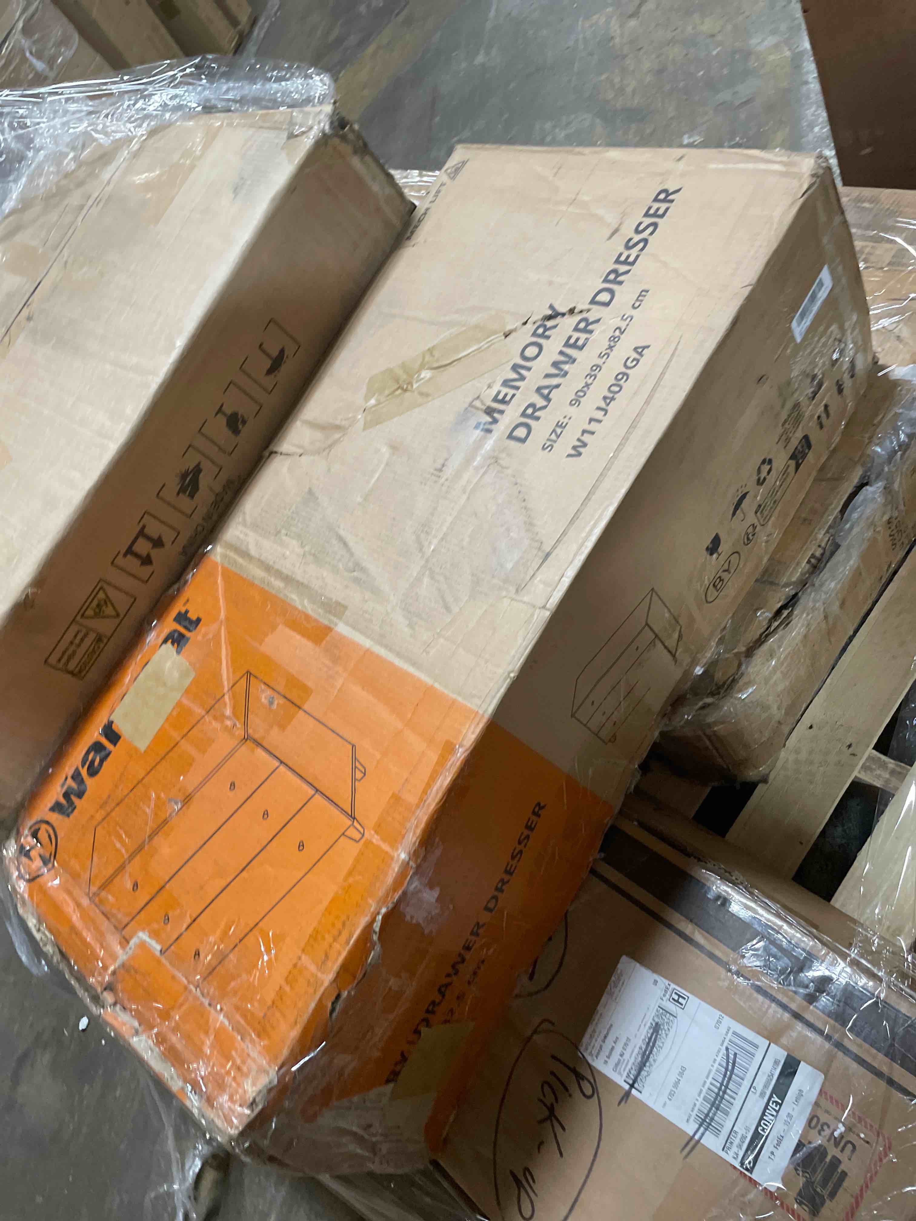 https://s3.amazonaws.com/lotting-images-prod/phillipi/TEA4982584_1777665991932.jpeg