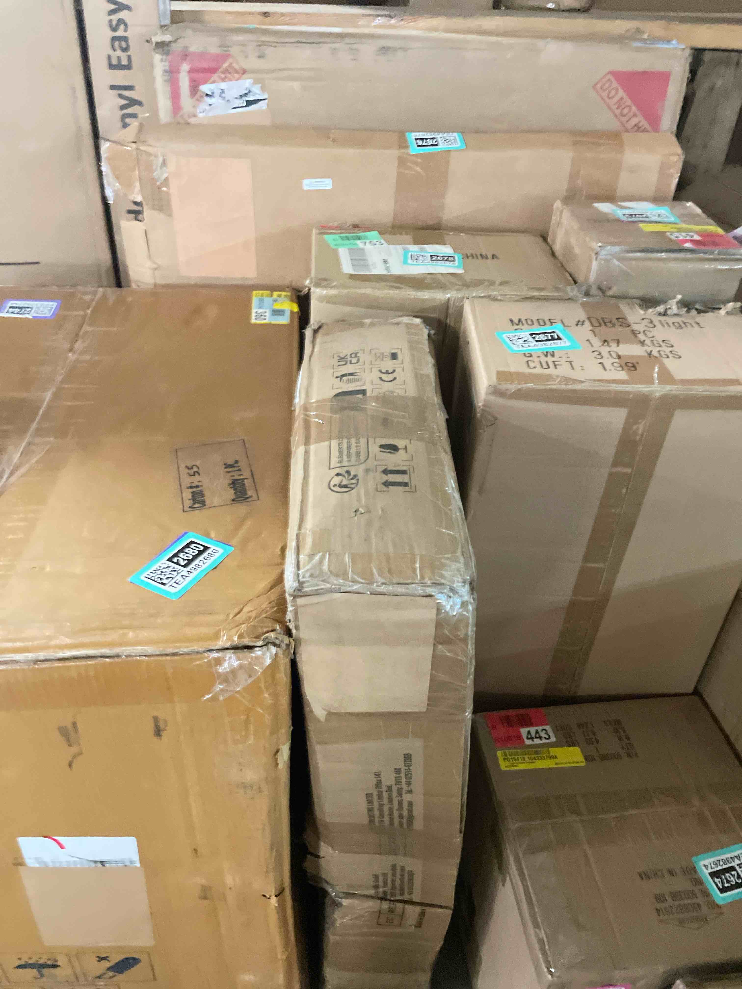 Condition photo showing Good Condition for vevor hydraulic motorcycle lift table, 350 lbs capacity motorcycle scissor jack lift with wide deck, j-hooks, 4 wheels, hydraulic foot-operated jack stand for atv dirt bikes