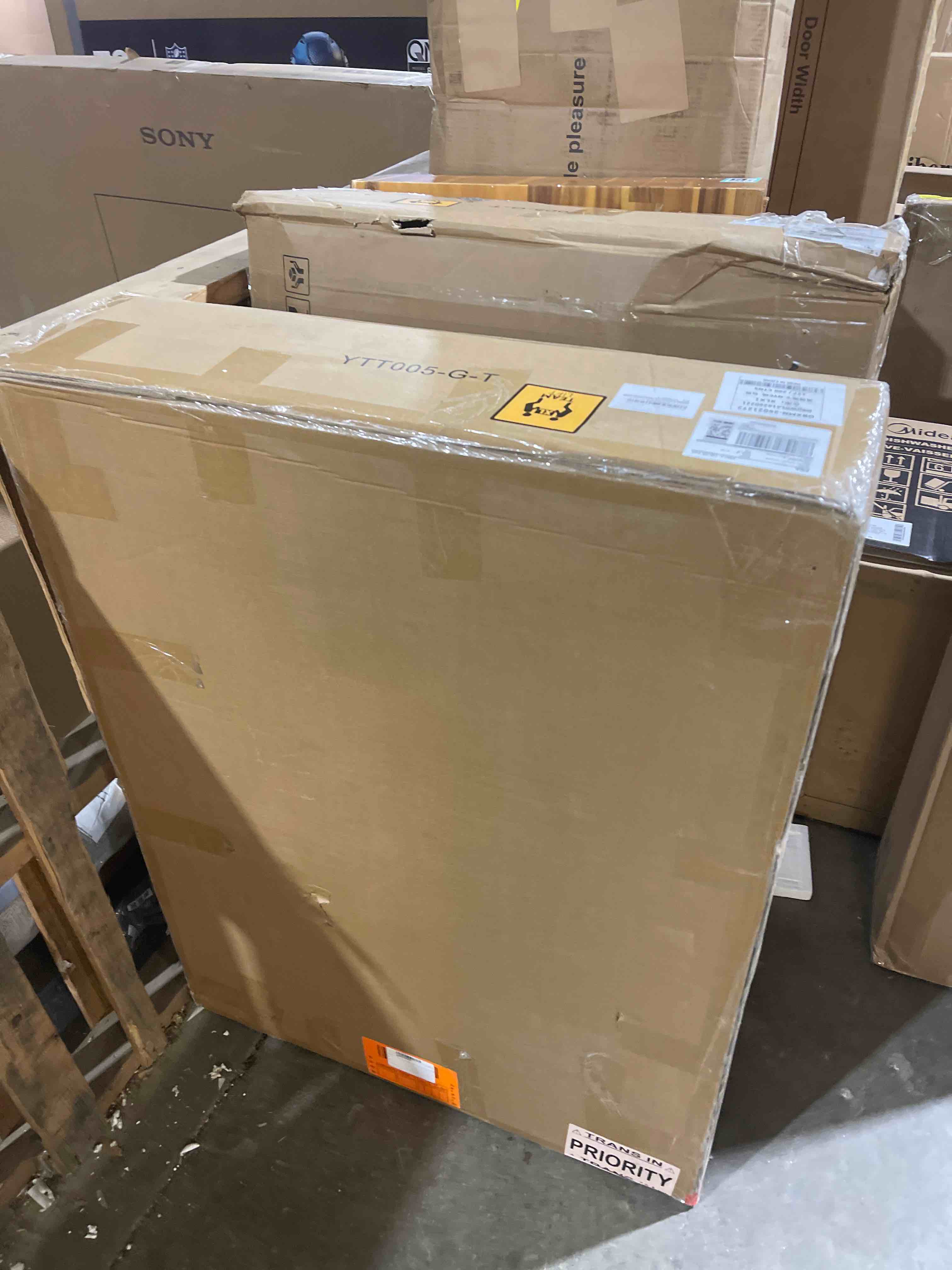 https://s3.amazonaws.com/lotting-images-prod/phillipi/TEA4982738_1777916505072.jpeg