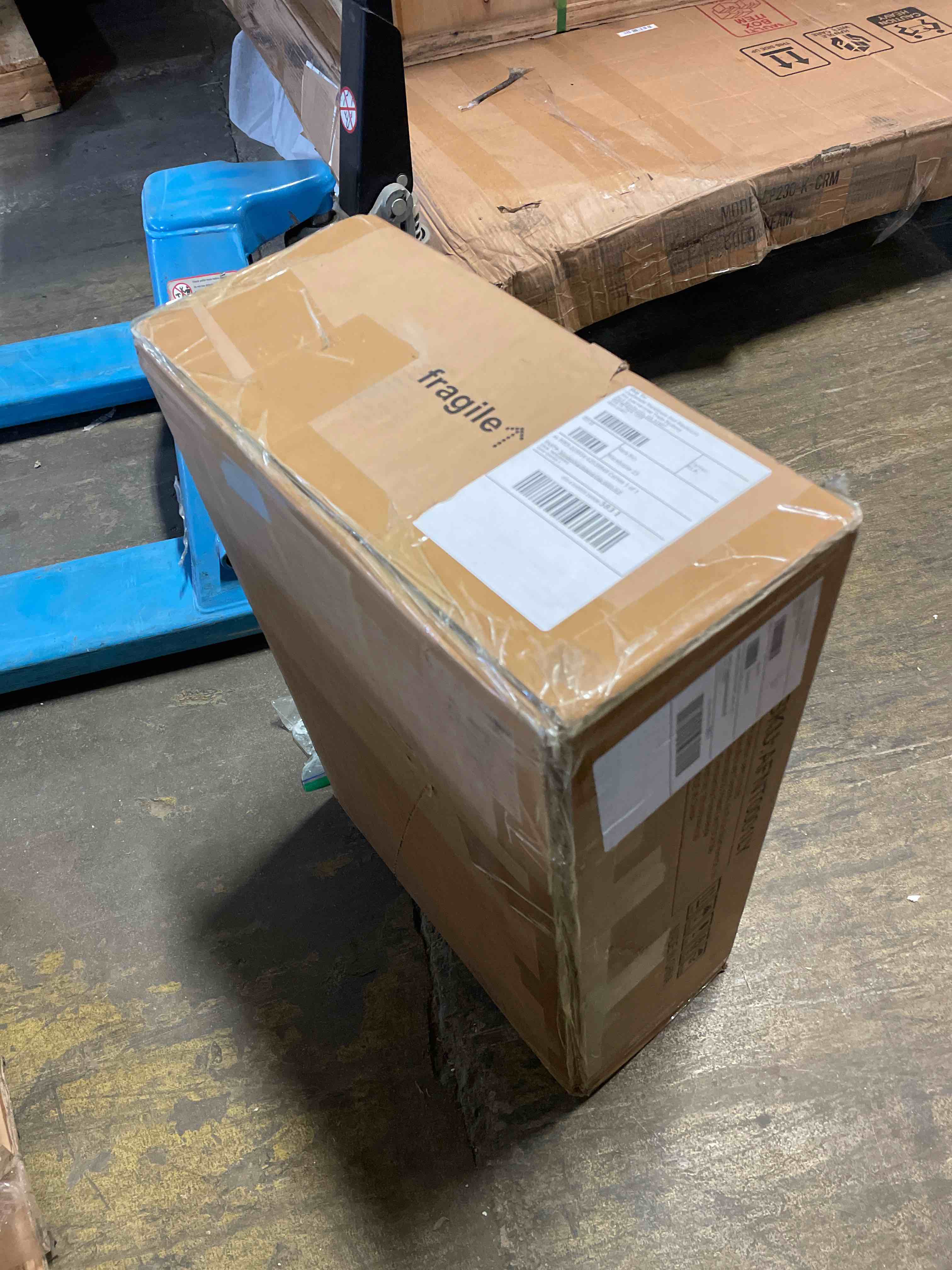 https://s3.amazonaws.com/lotting-images-prod/phillipi/TEA4983006_1778016501054.jpeg