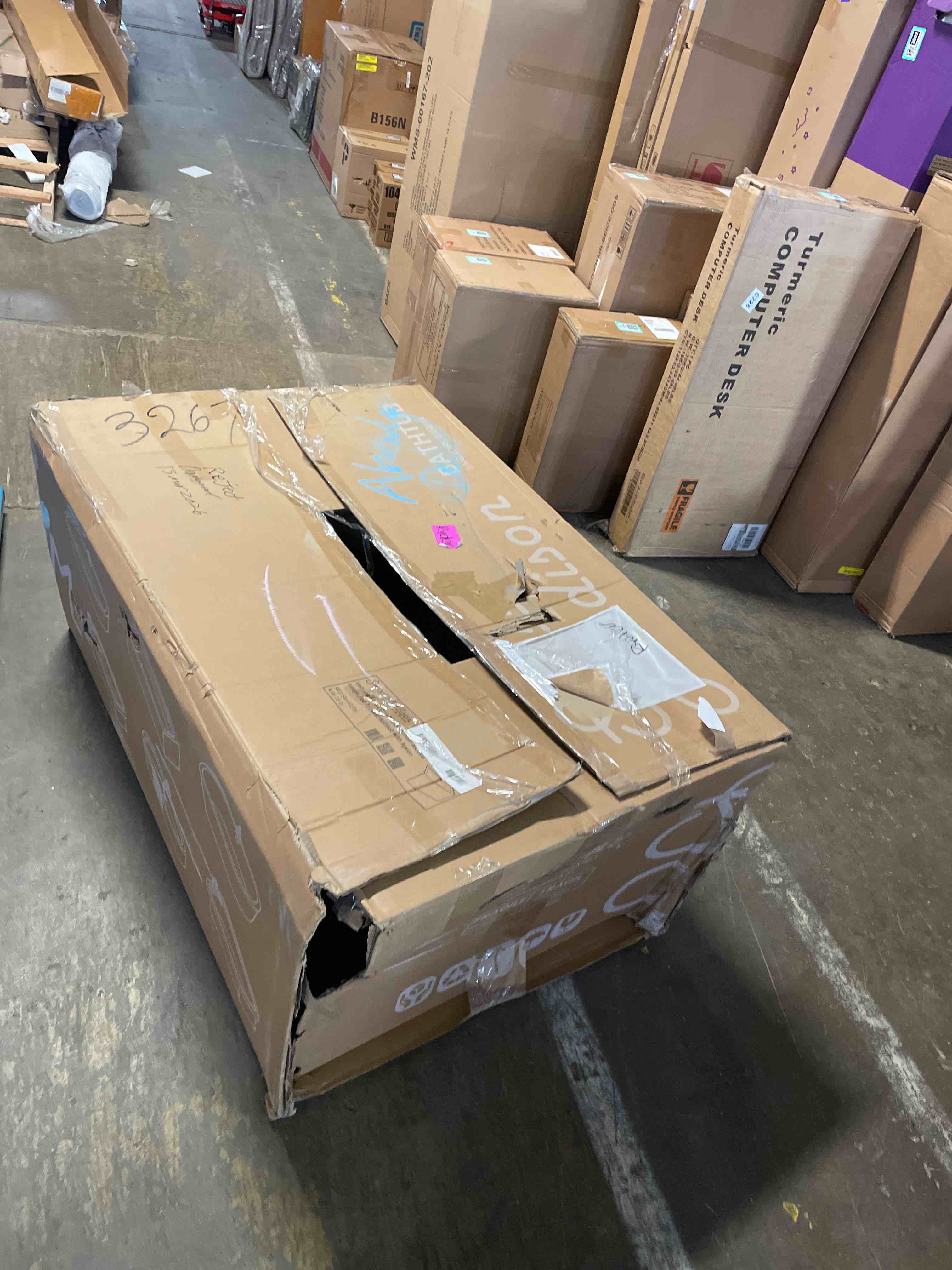 https://s3.amazonaws.com/lotting-images-prod/phillipi/TEA4983012_1778017091258.jpeg