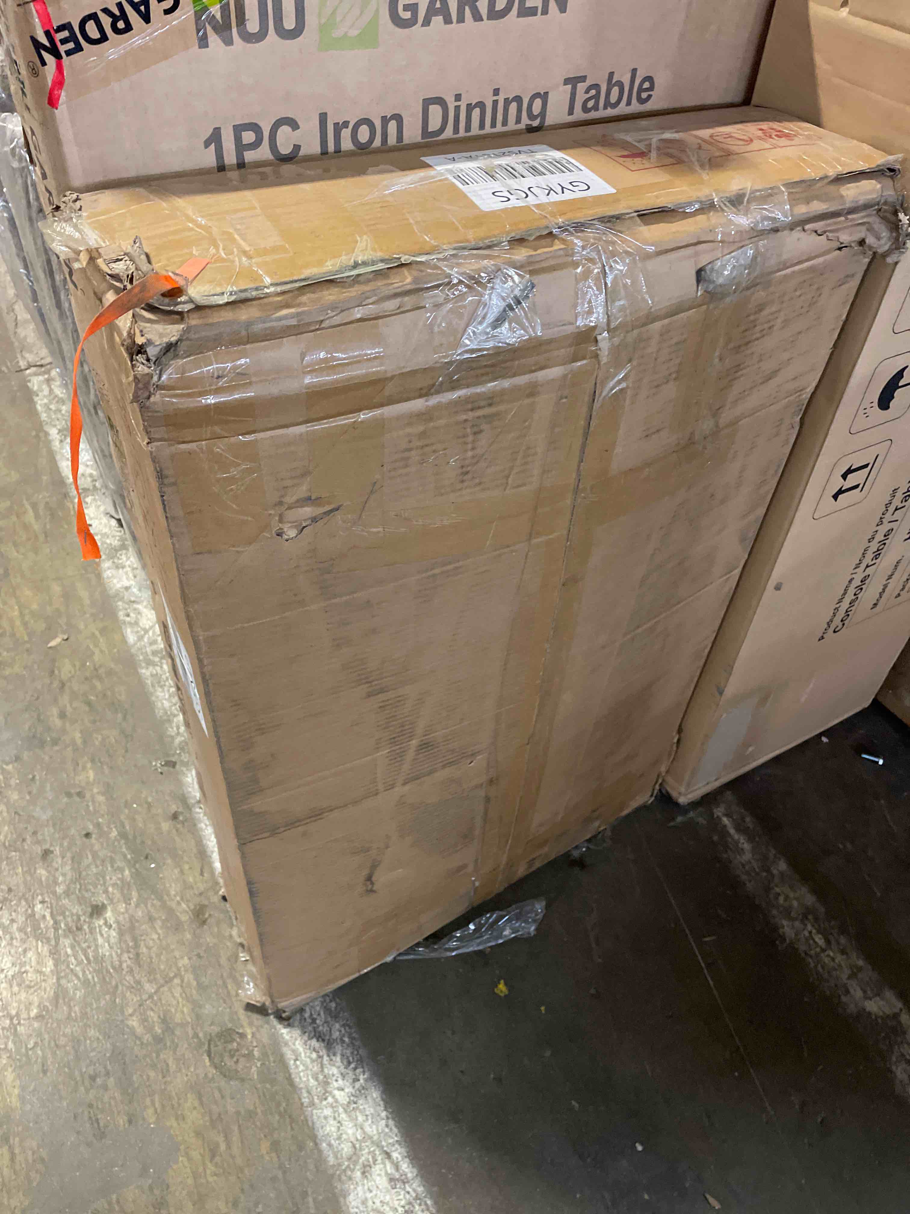 https://s3.amazonaws.com/lotting-images-prod/phillipi/TEA4983033_1778081407884.jpeg