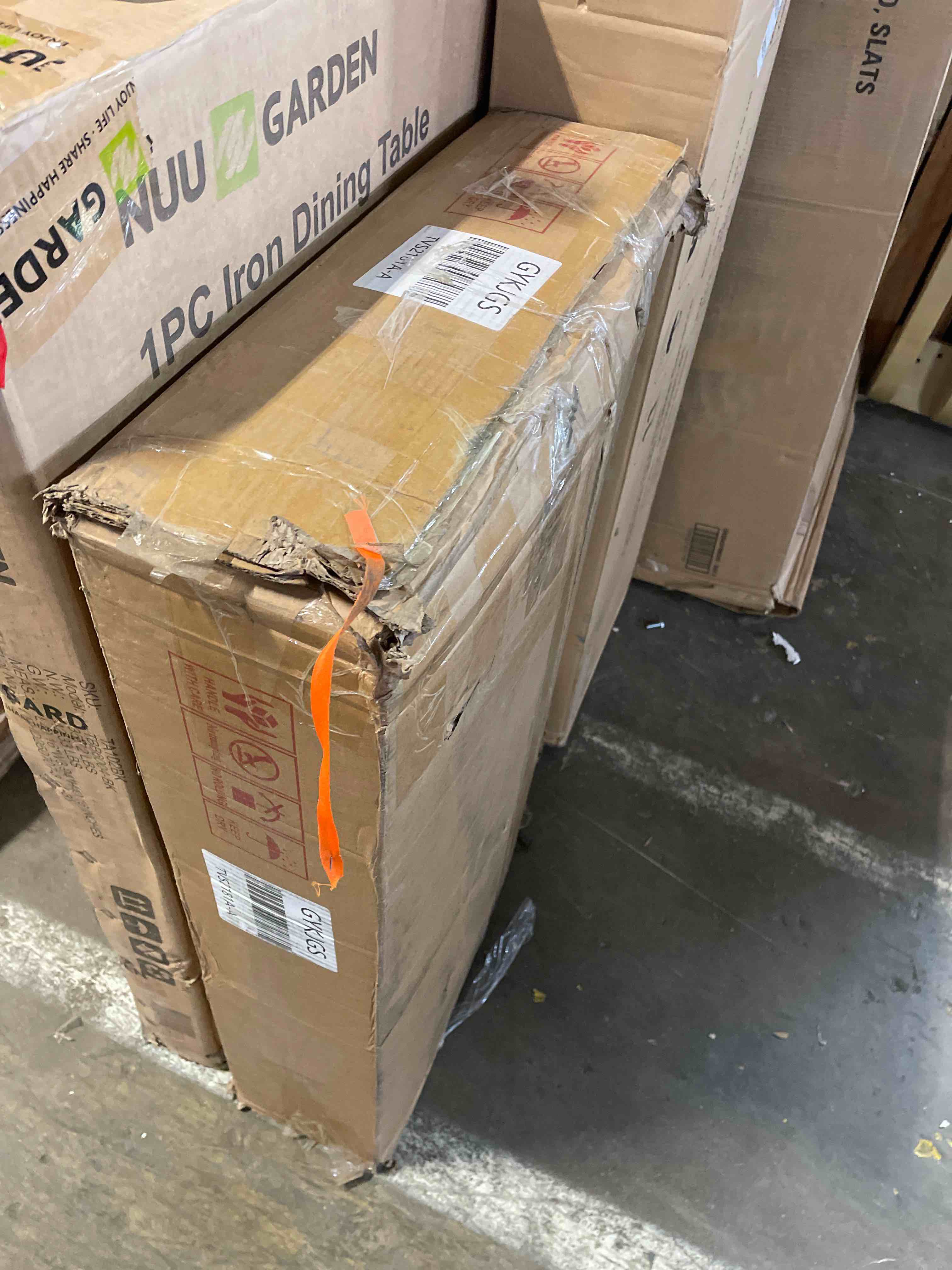 https://s3.amazonaws.com/lotting-images-prod/phillipi/TEA4983033_1778081410920.jpeg