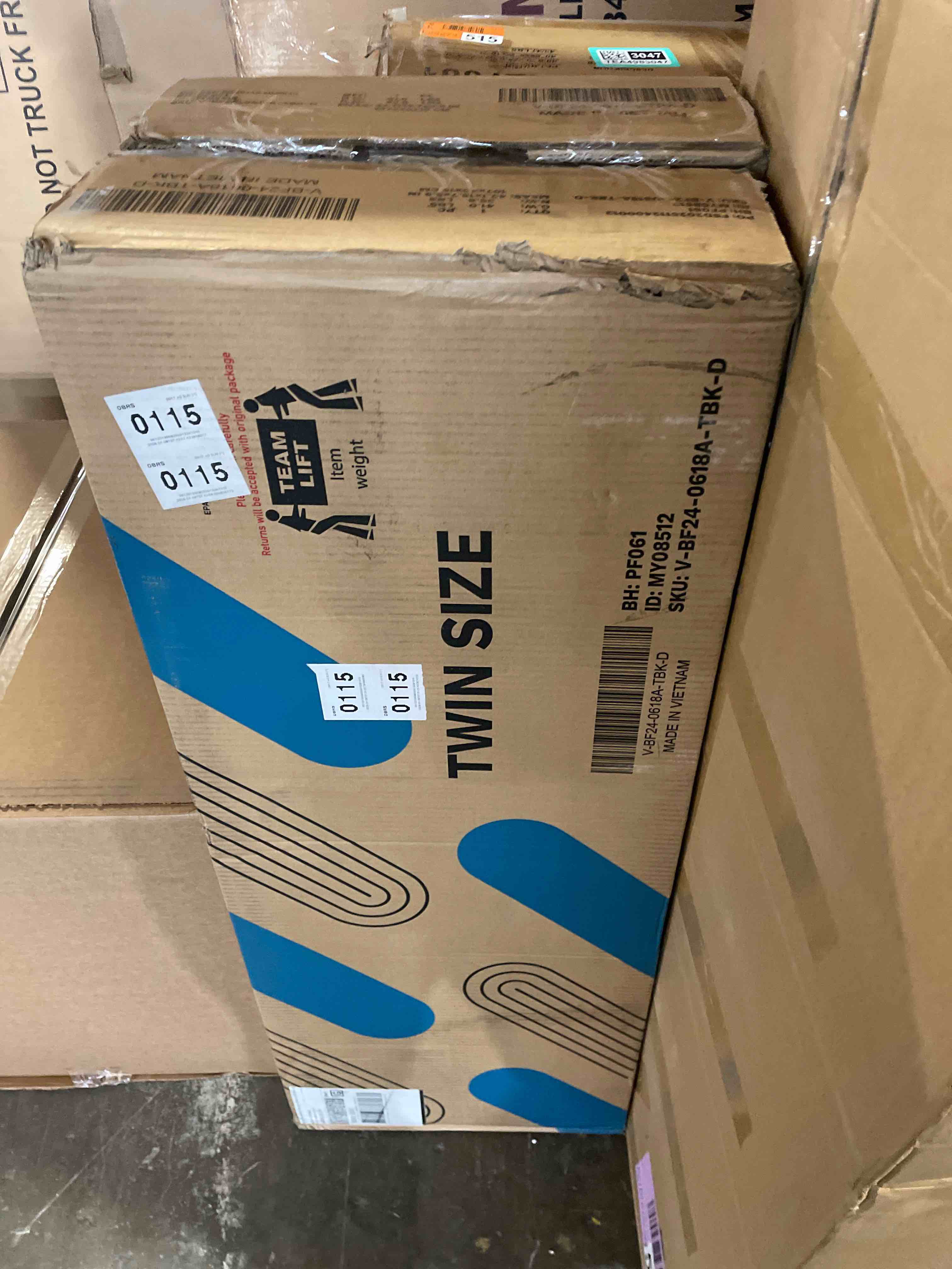 https://s3.amazonaws.com/lotting-images-prod/phillipi/TEA4983050_1778089454217.jpeg