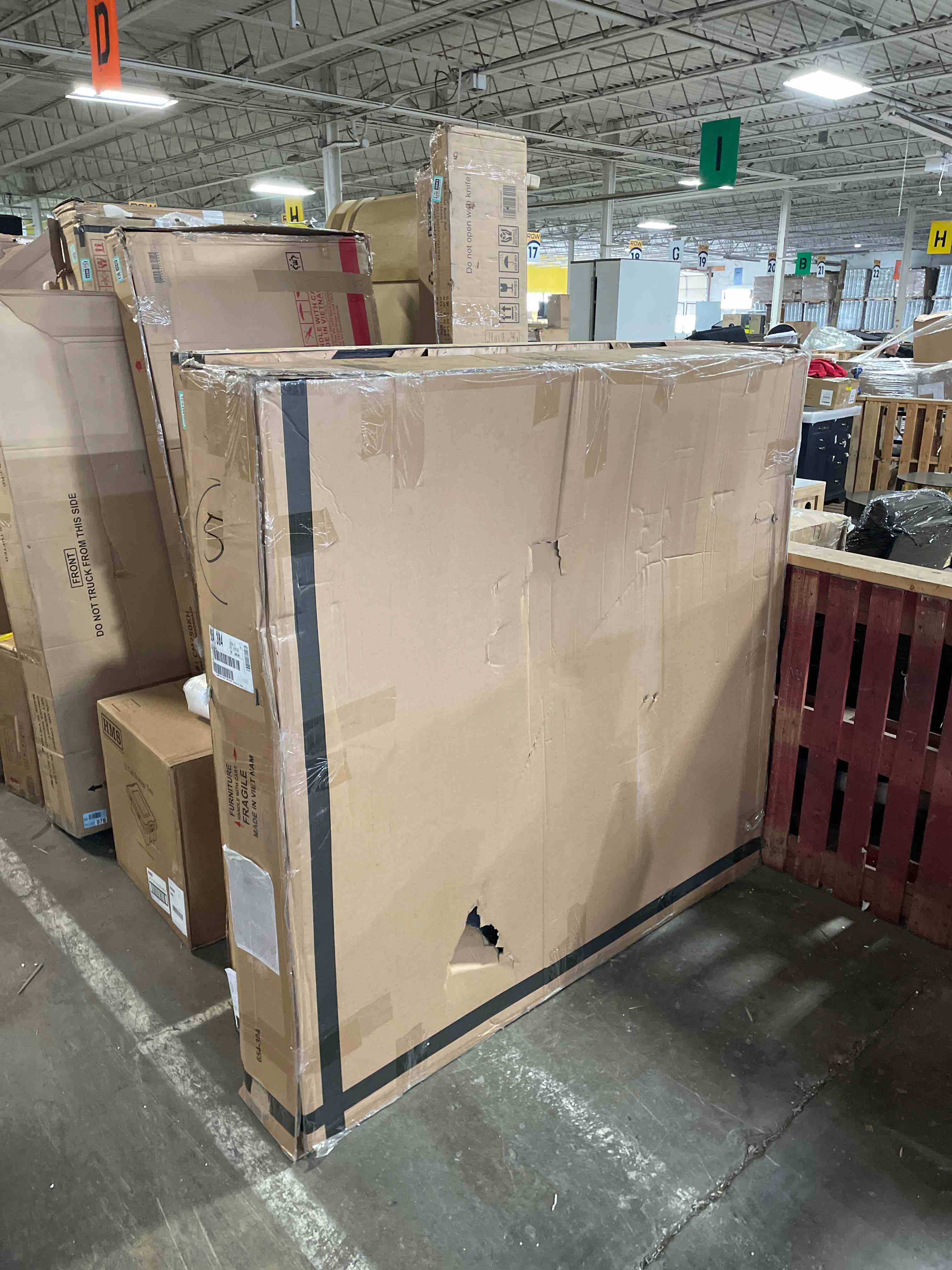 https://s3.amazonaws.com/lotting-images-prod/phillipi/TEA4983053_1778090131904.jpeg
