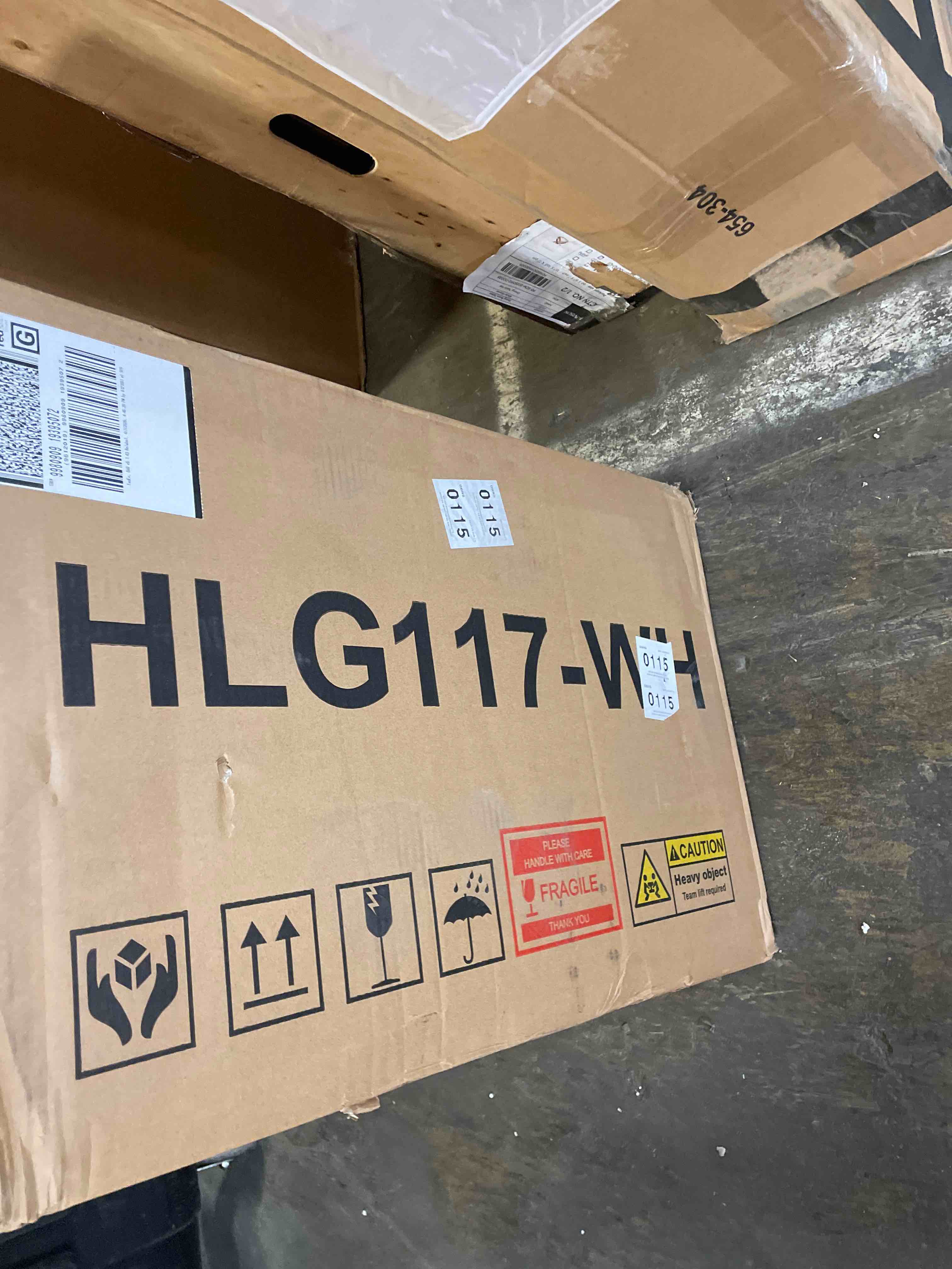 https://s3.amazonaws.com/lotting-images-prod/phillipi/TEA4983056_1778090459899.jpeg
