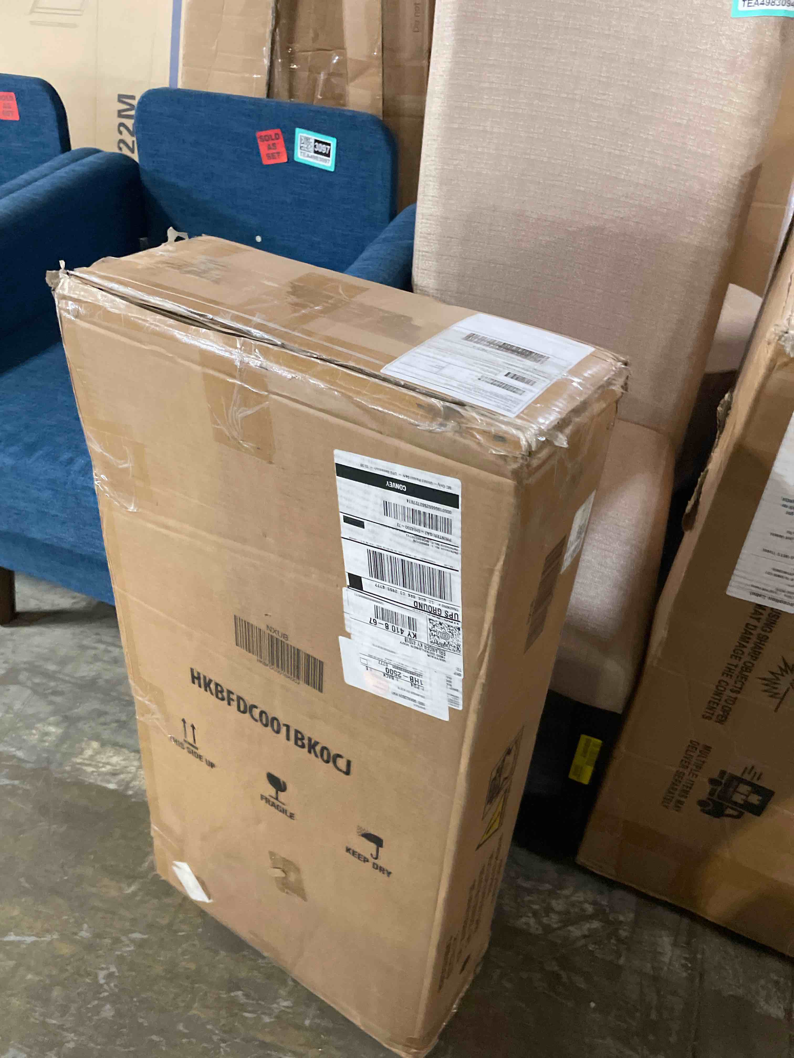 https://s3.amazonaws.com/lotting-images-prod/phillipi/TEA4983098_1778090484801.jpeg
